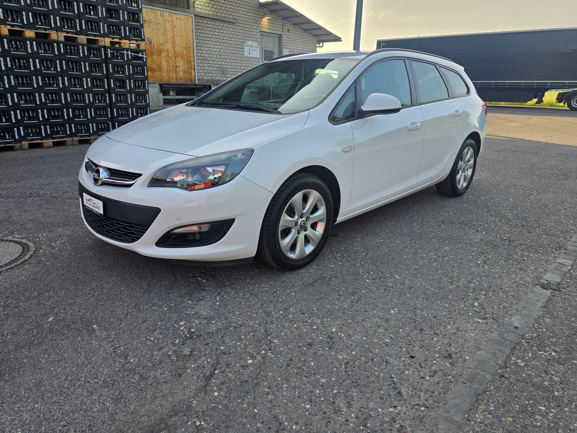 OPEL Astra SportsTourer 1.6i 16V Turbo Sport-showroom-element-2