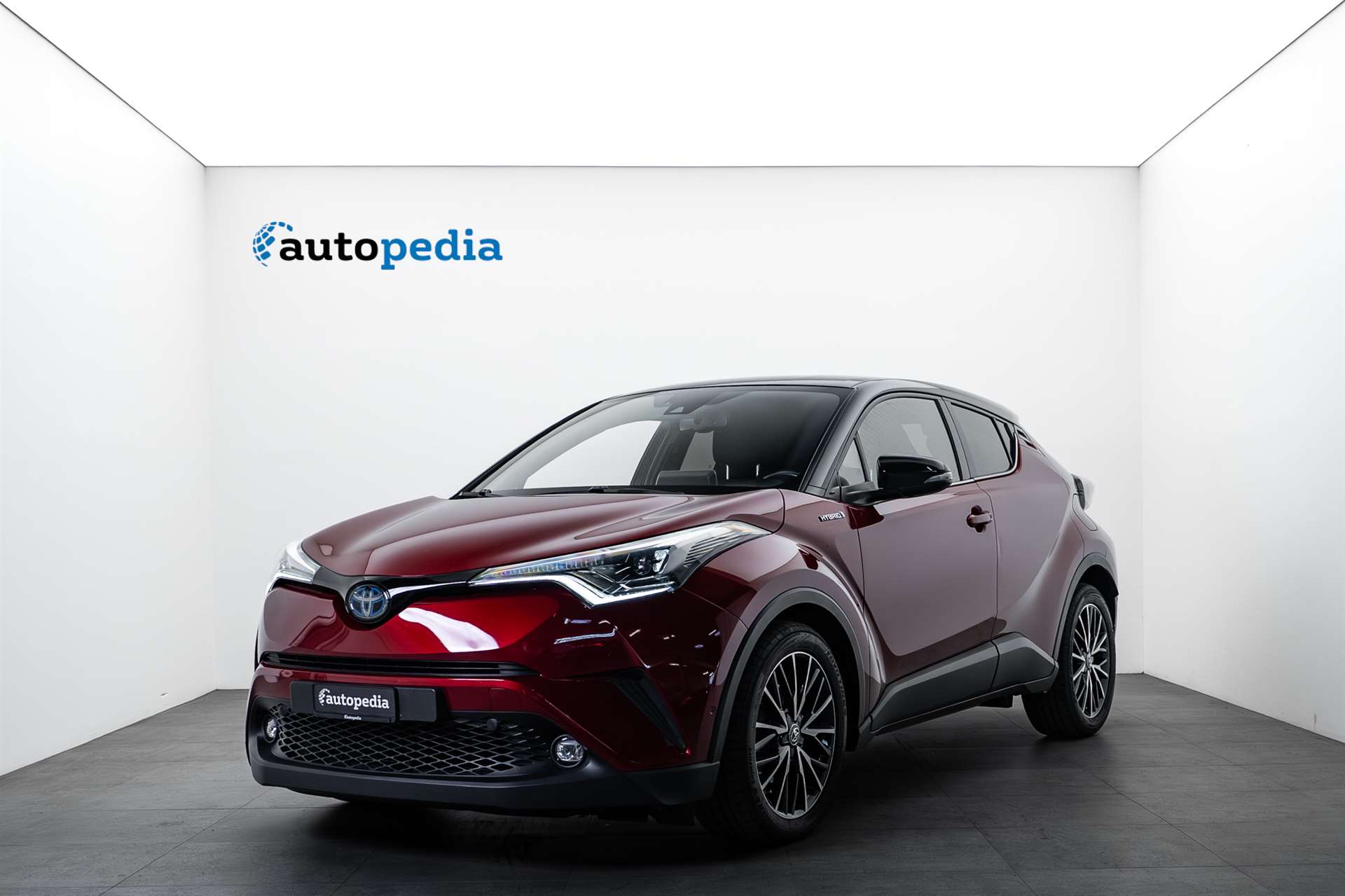 TOYOTA C-HR 1.8 HSD Trend CVT