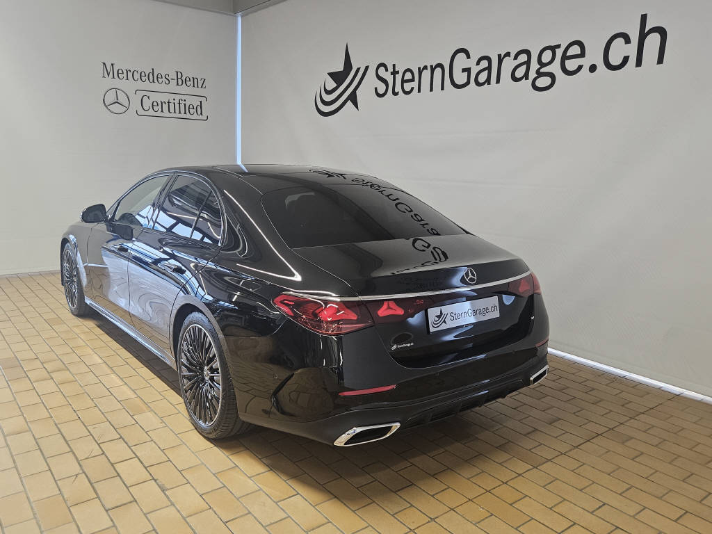 MERCEDES-BENZ E 220 d 4Matic AMG Line Limousine-showroom-element-2
