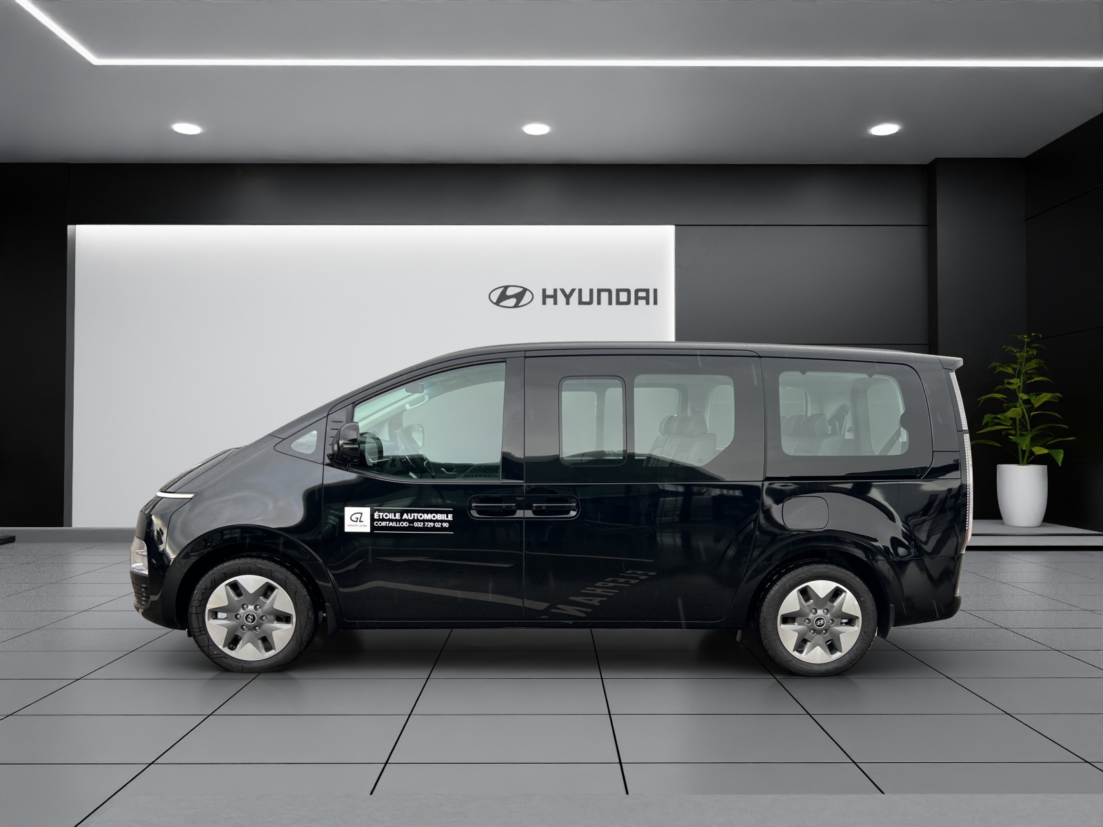 Image HYUNDAI STARIA Staria Wagon 1.6 T-GDi HEV Vertex A