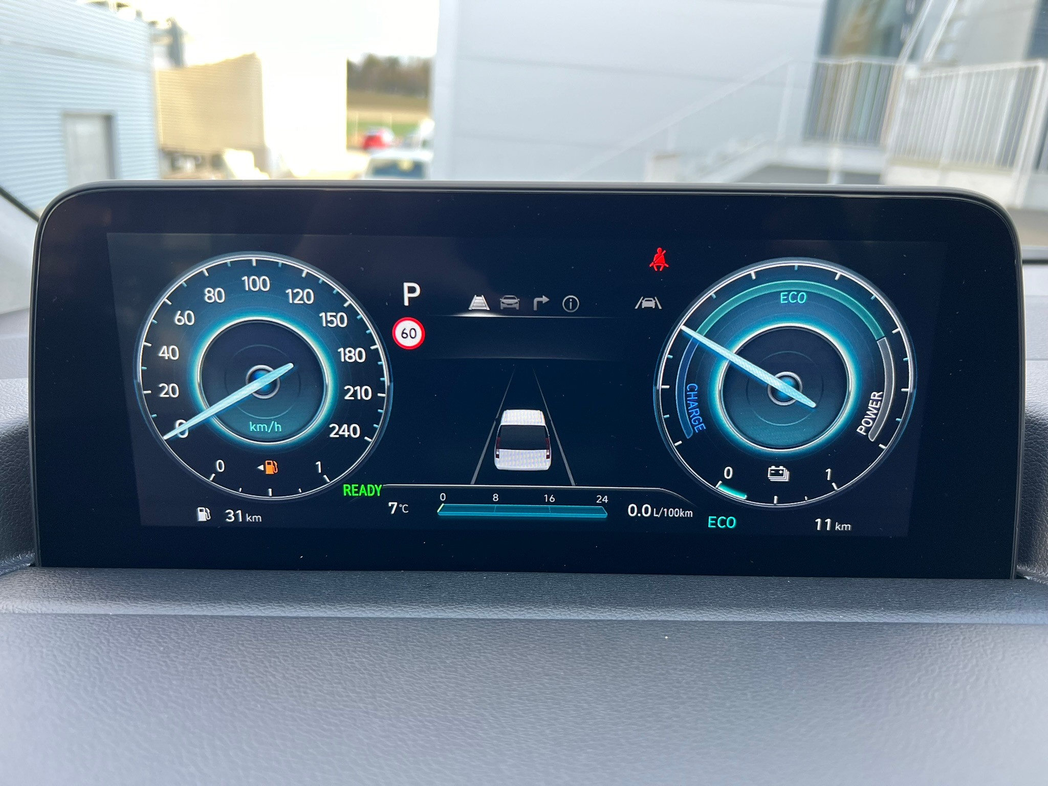 Image HYUNDAI STARIA Staria Wagon 1.6 T-GDi HEV Vertex A