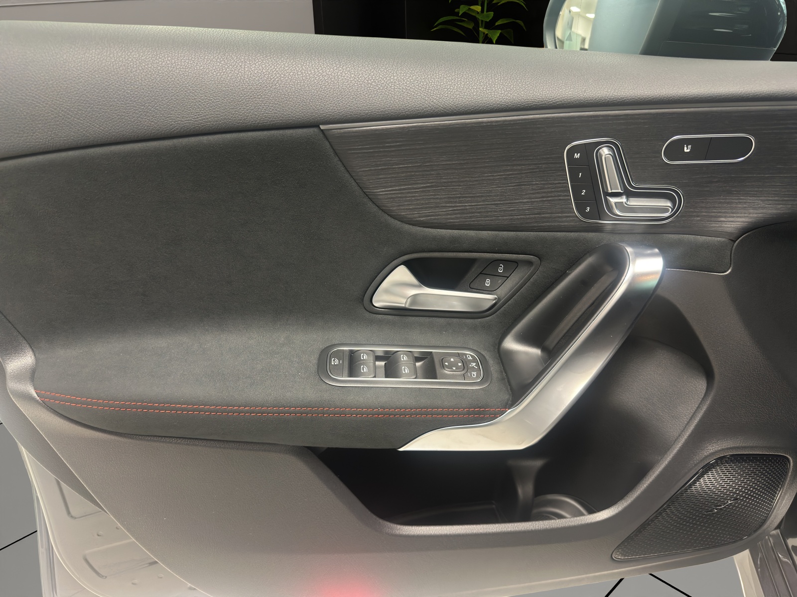 Image MERCEDES-BENZ A-220 A 220 4Matic 8G-DCT