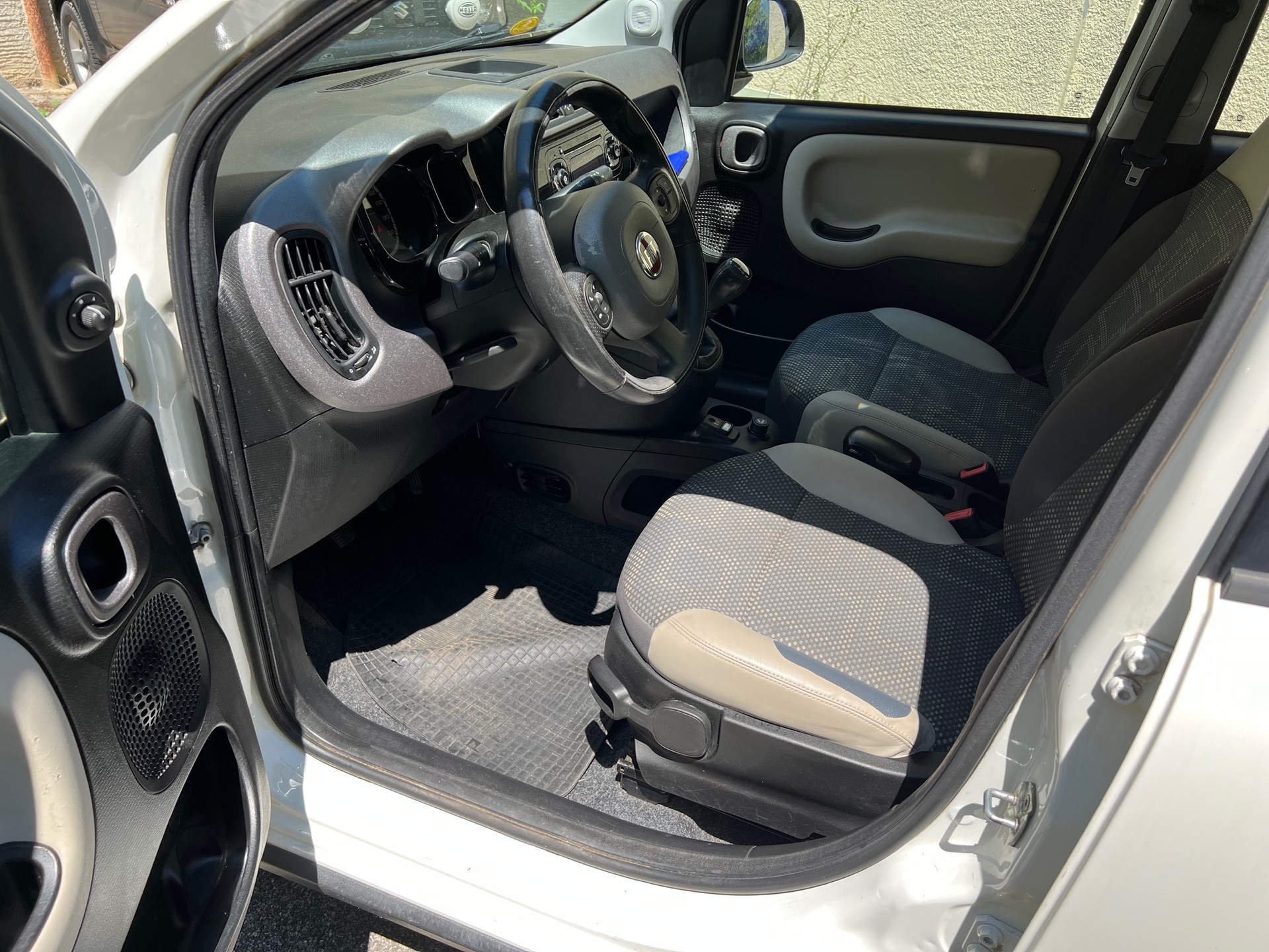 FIAT Panda 1.3 MJ Climbing 4x4-image-4
