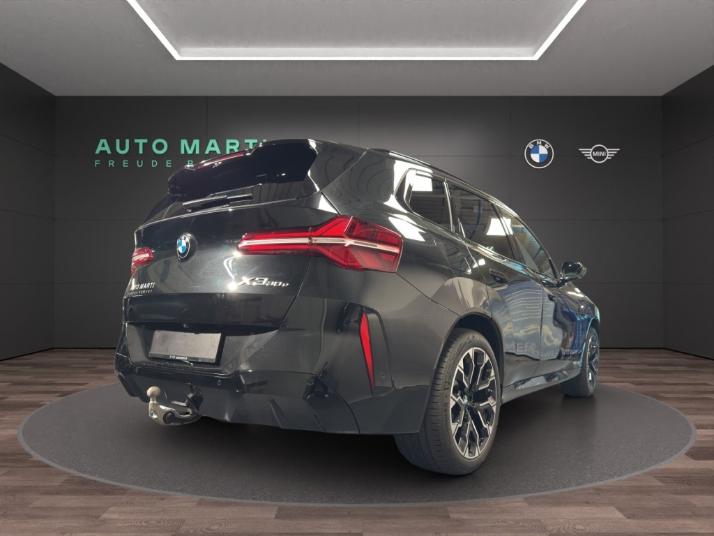 BMW X3 xDrive 30e M Sport-showroom-element-3