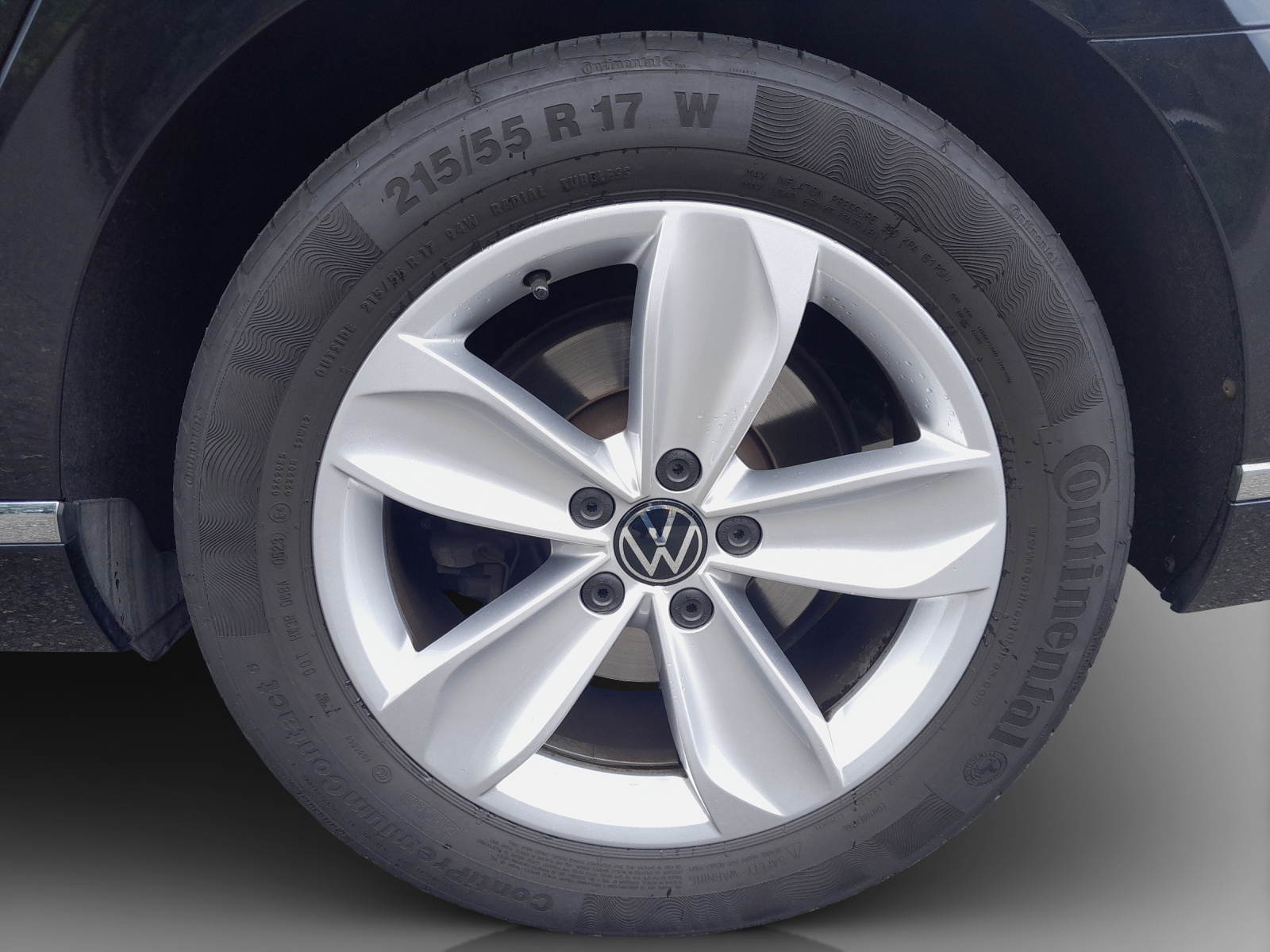 VW Passat 2.0 TDI BMT Elegance 4Motion DSG-image-13