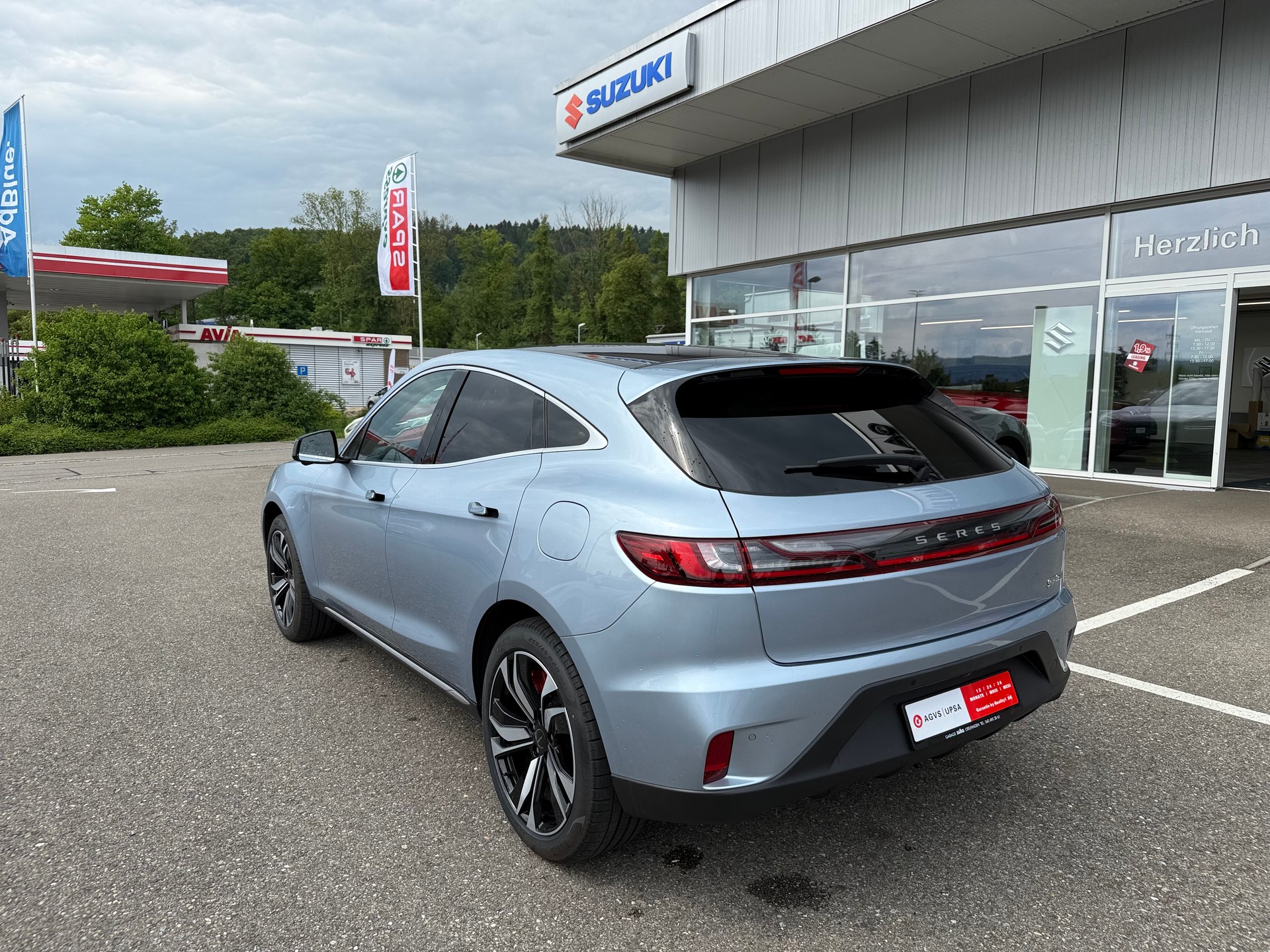 SERES 5 Garage Zöllig - Finanzierung OHNE Zins möglich-showroom-element-3