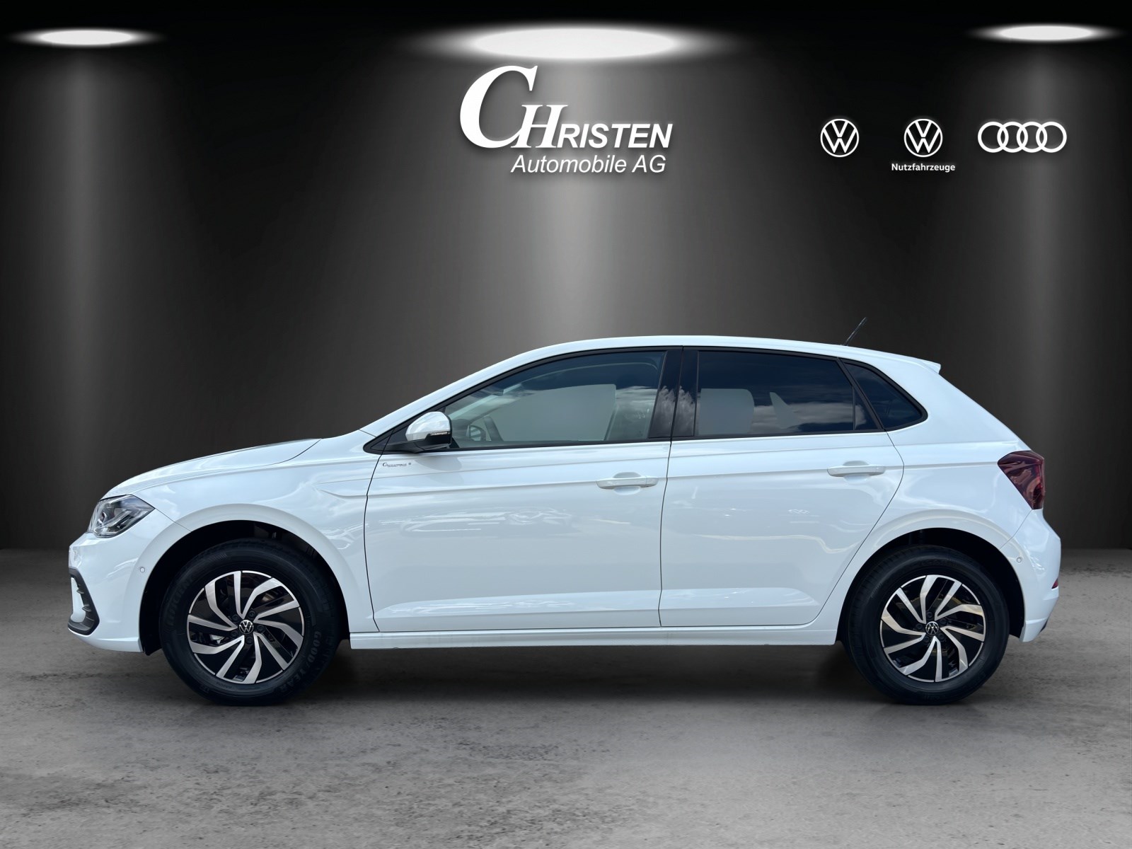 VW Polo 1.0 TSI Life DSG-showroom-element-1