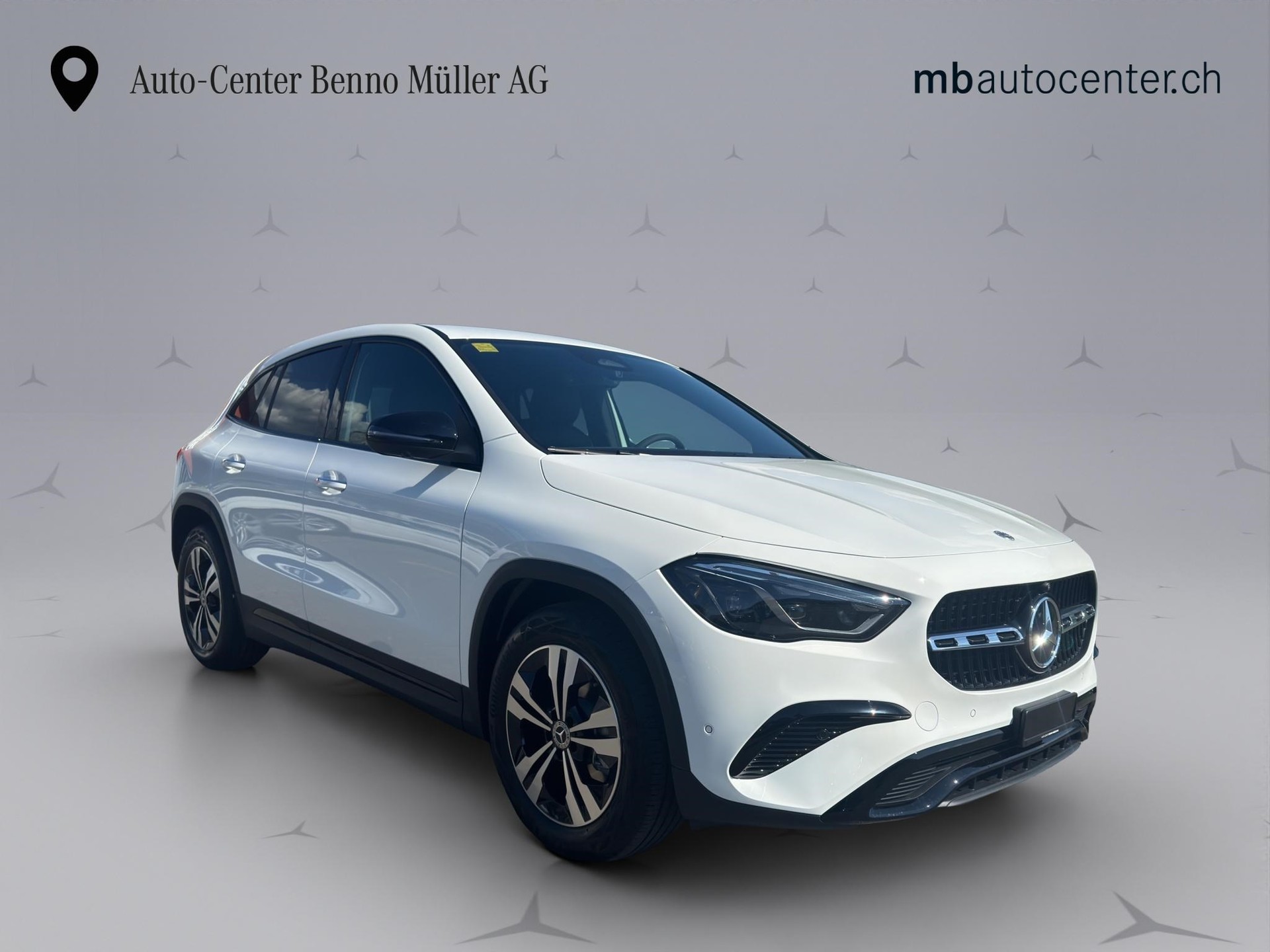MERCEDES-BENZ GLA 200 Night Star-image-6