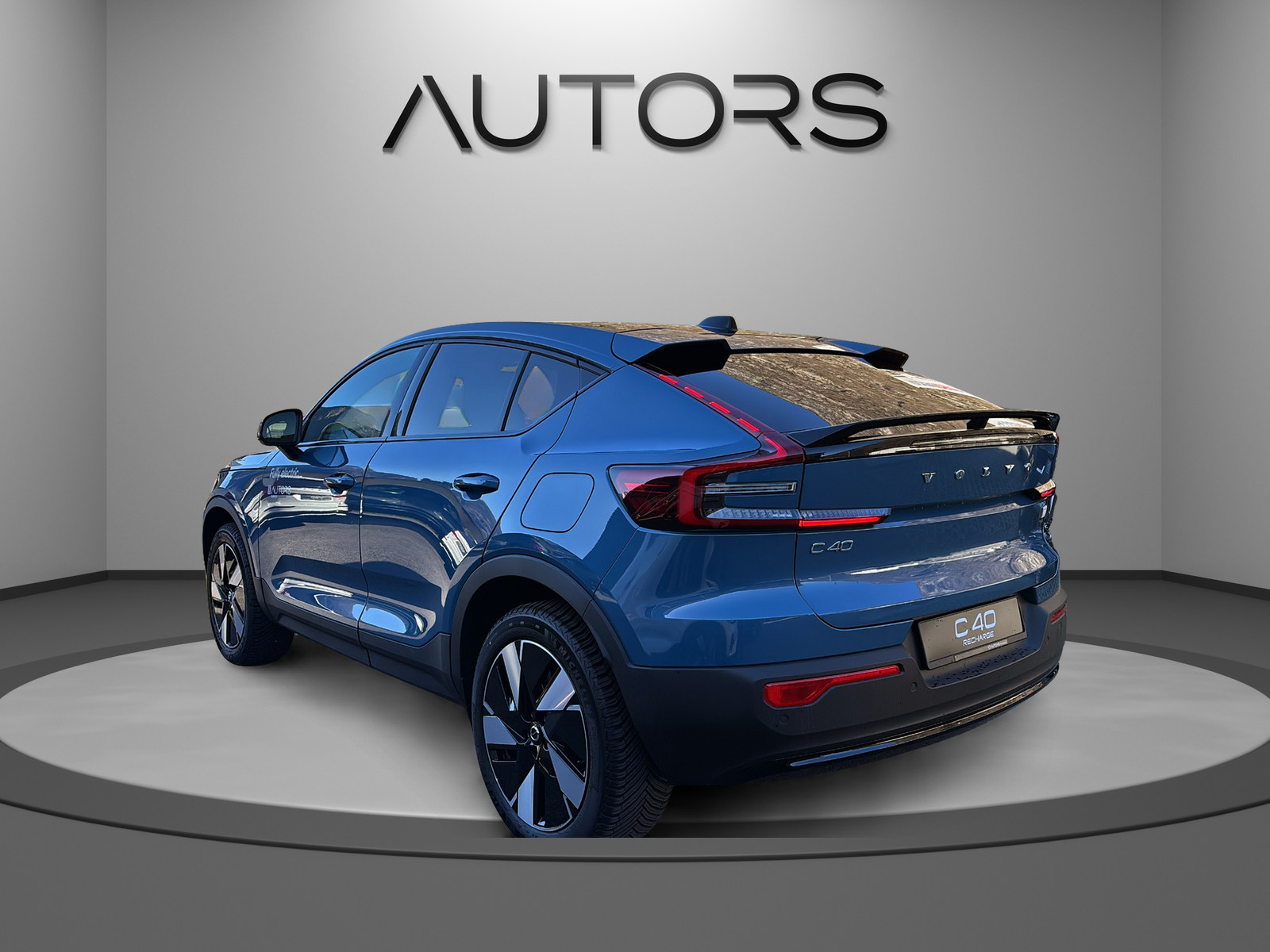 VOLVO C40 Recharge E80 82kWh Pure Electric Plus-showroom-element-3