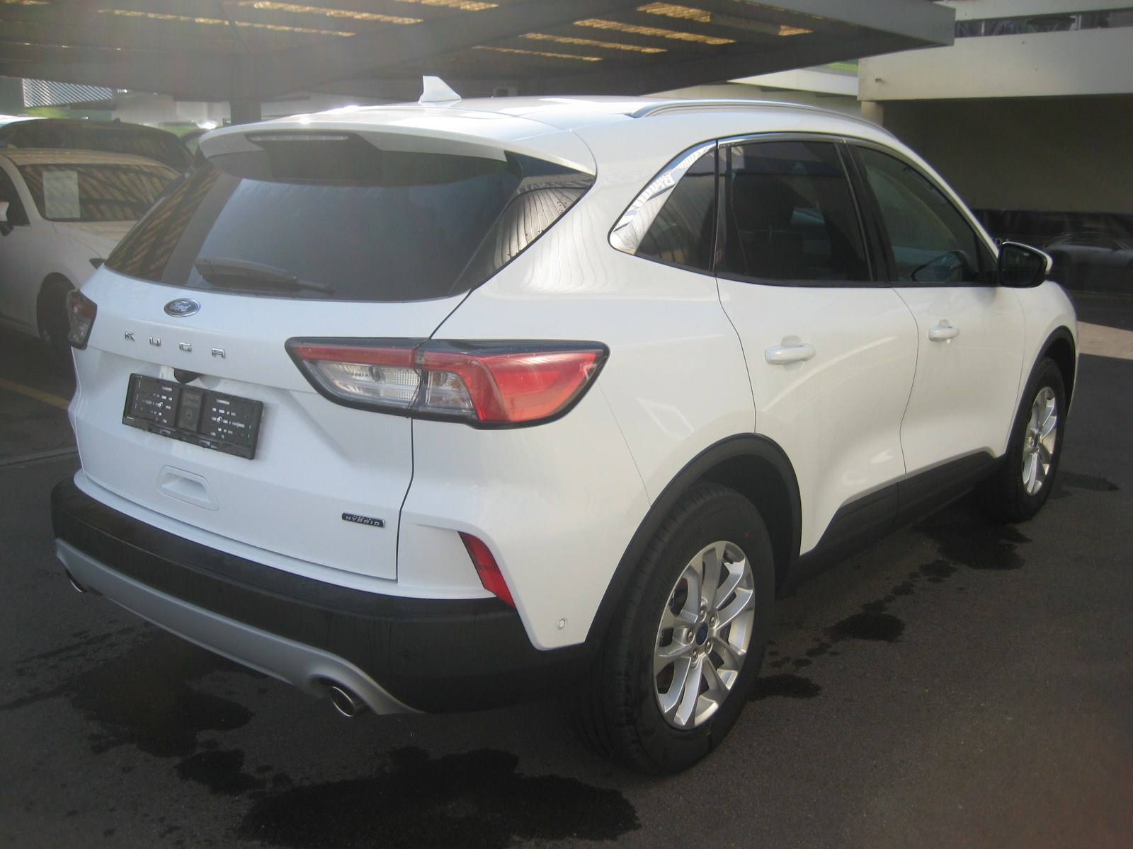 FORD Kuga 2.5 PHEV Titanium X 2WD-image-3