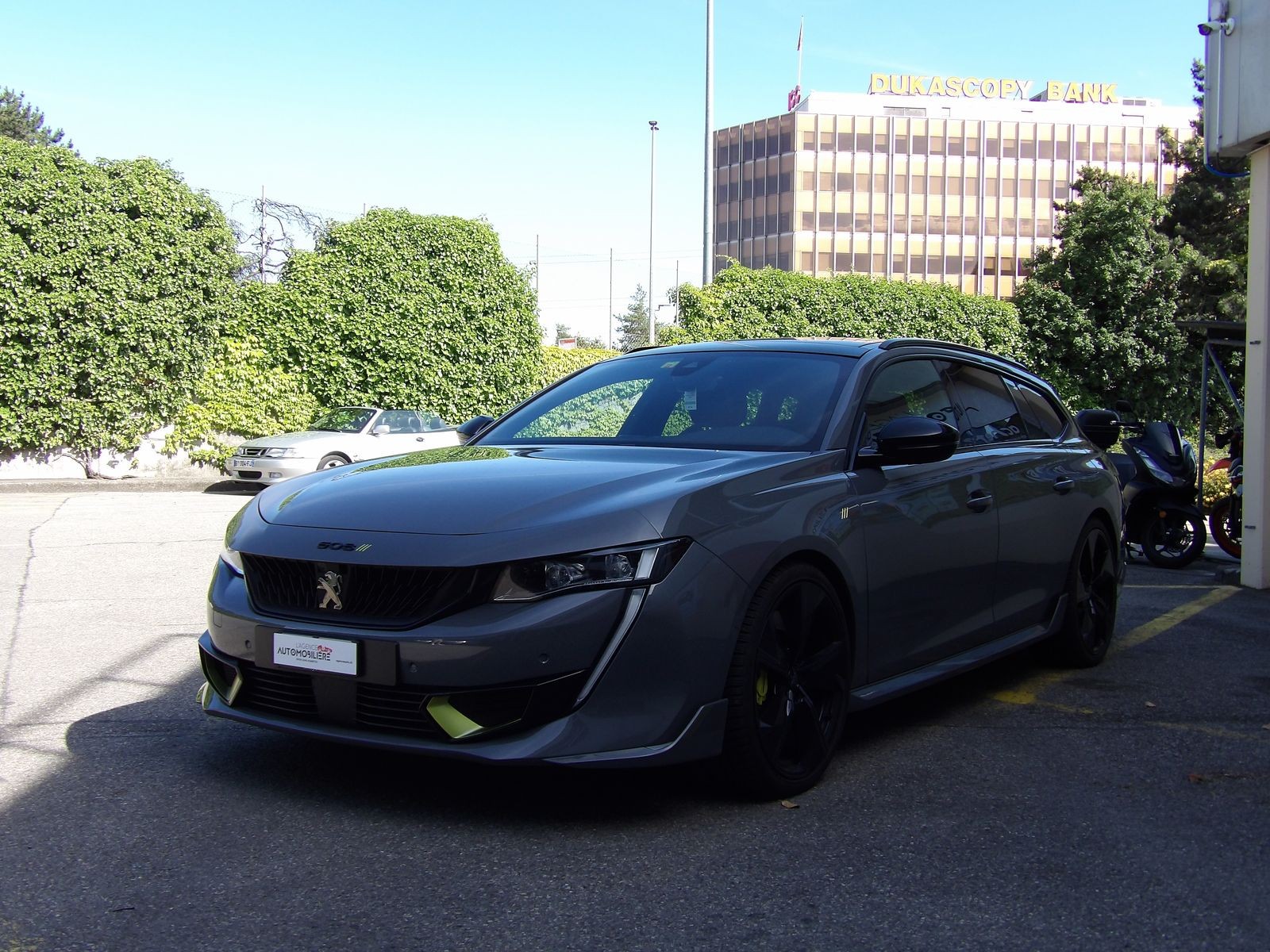PEUGEOT 508 SW PSE Hybrid4 360 e Sport Engineered-showroom-element-2