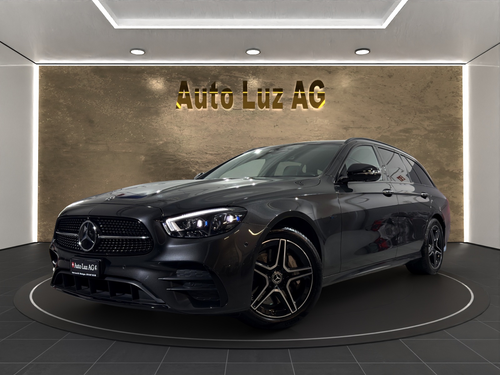 MERCEDES-BENZ E 300 e T AMG Line 9G-Tronic