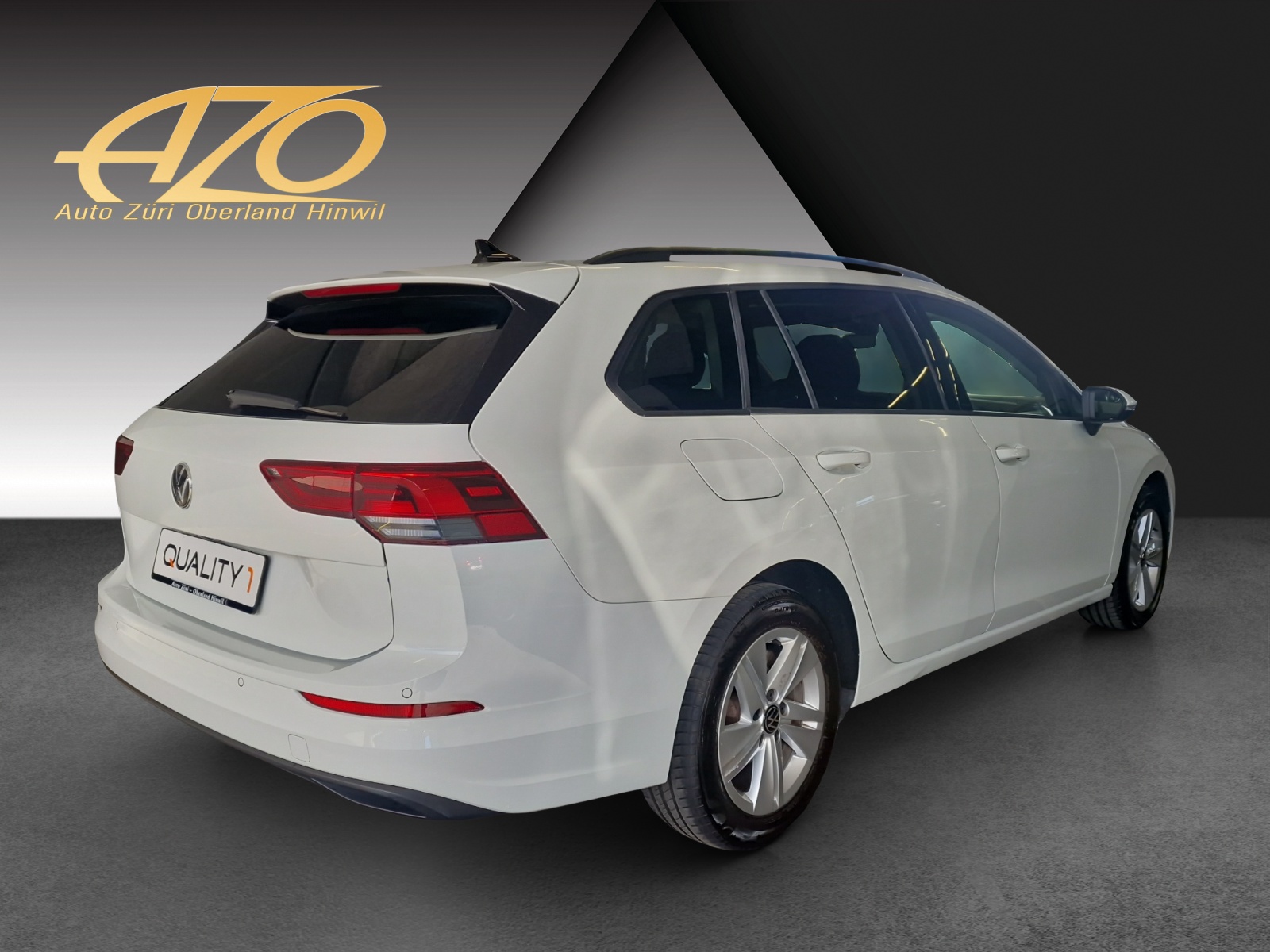 VW Golf Variant 1.5 eTSI mHEV Life-showroom-element-3