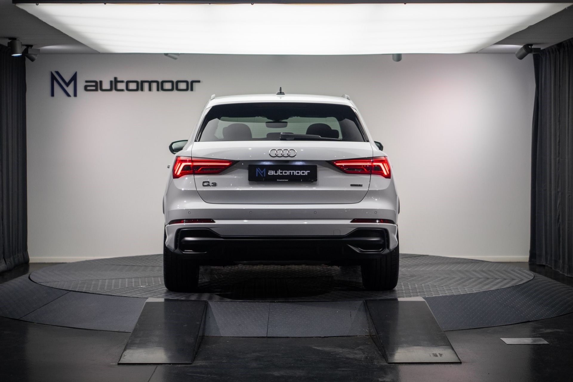 AUDI Q3 Sportback 45 TFSI quattro S line *B&O Soundsystem* *LED* *Keyless* *Totwinkel*-image-6