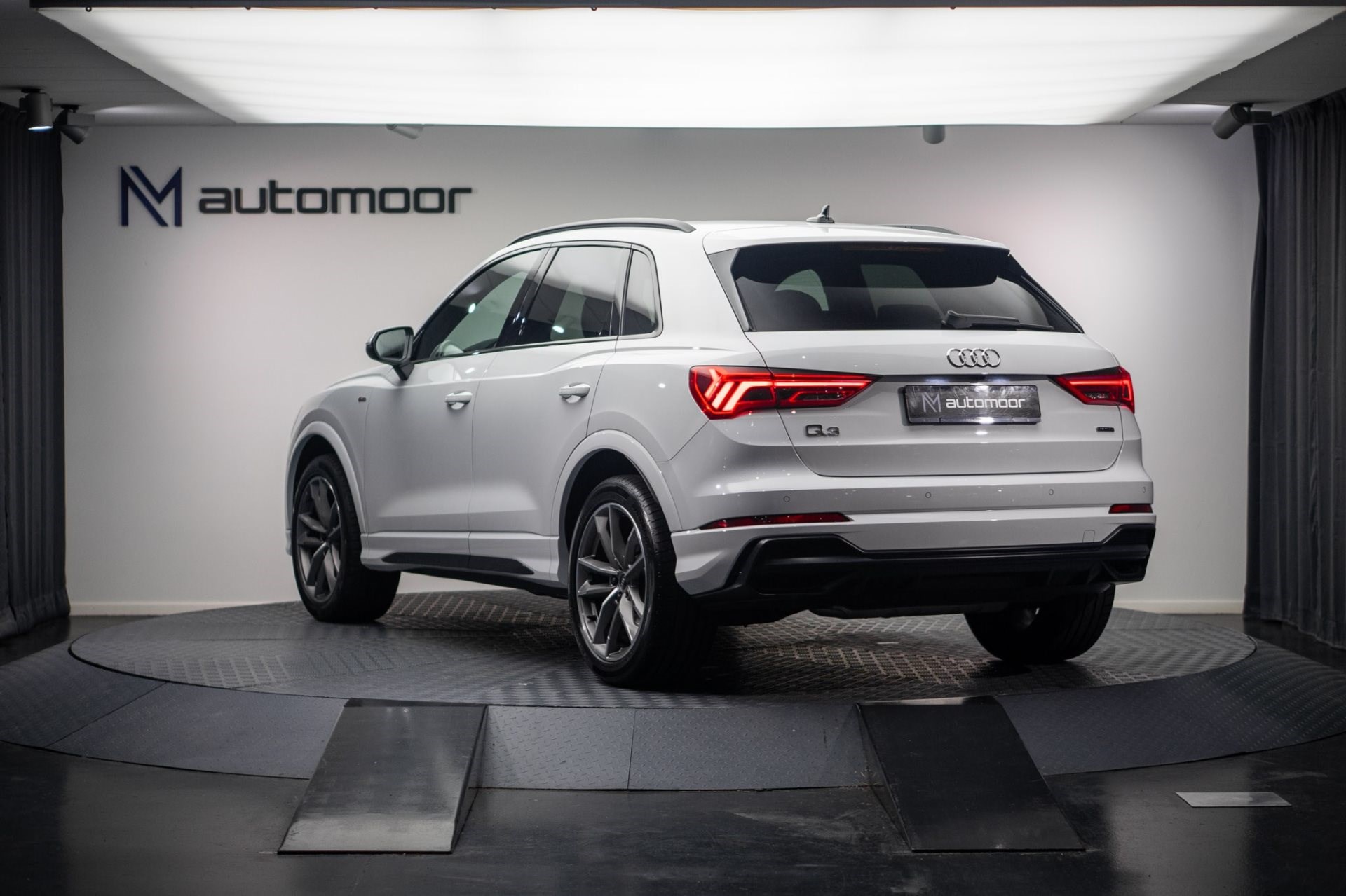 AUDI Q3 Sportback 45 TFSI quattro S line *B&O Soundsystem* *LED* *Keyless* *Totwinkel*-image-7