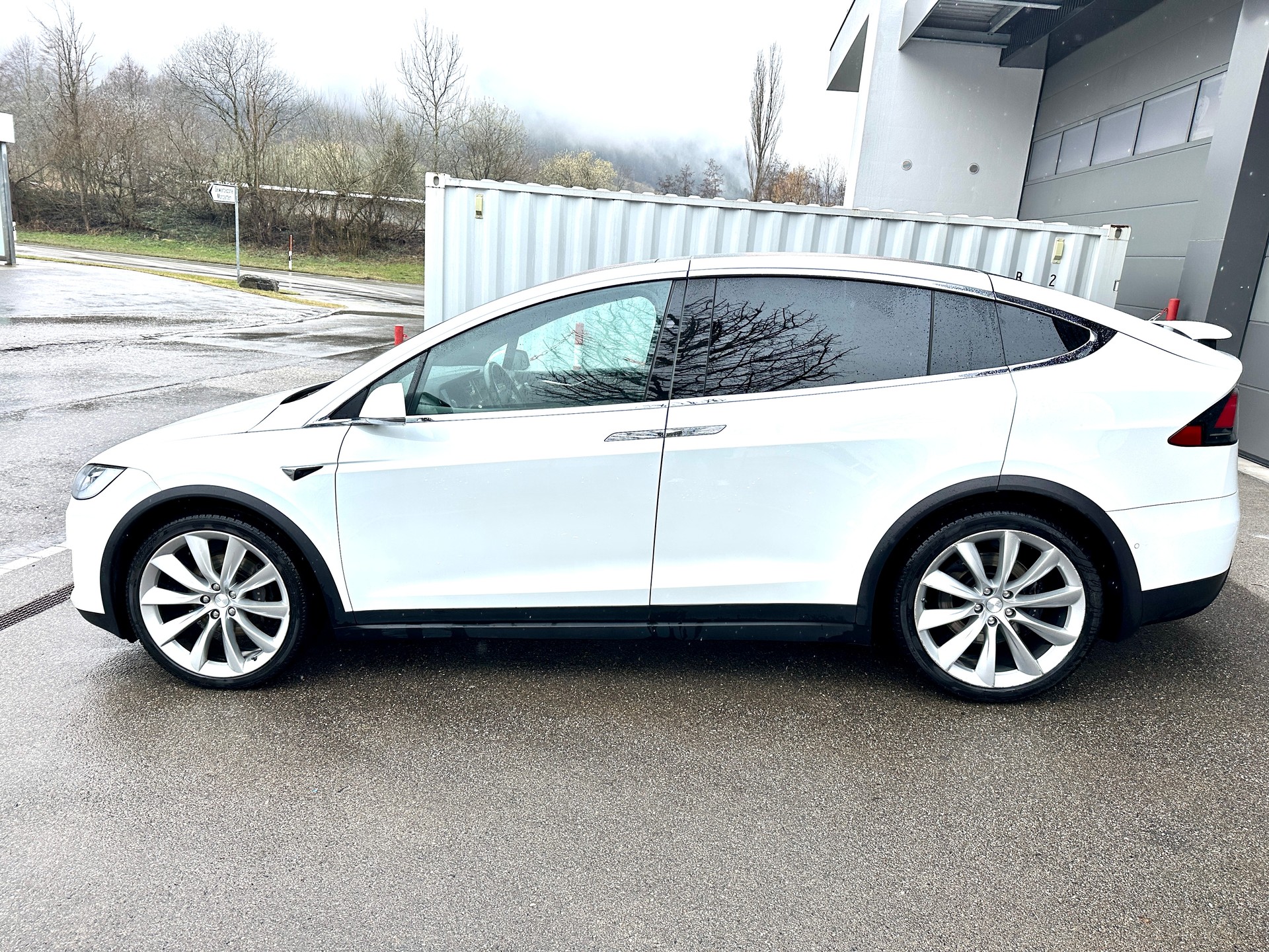 TESLA Model X 90 D