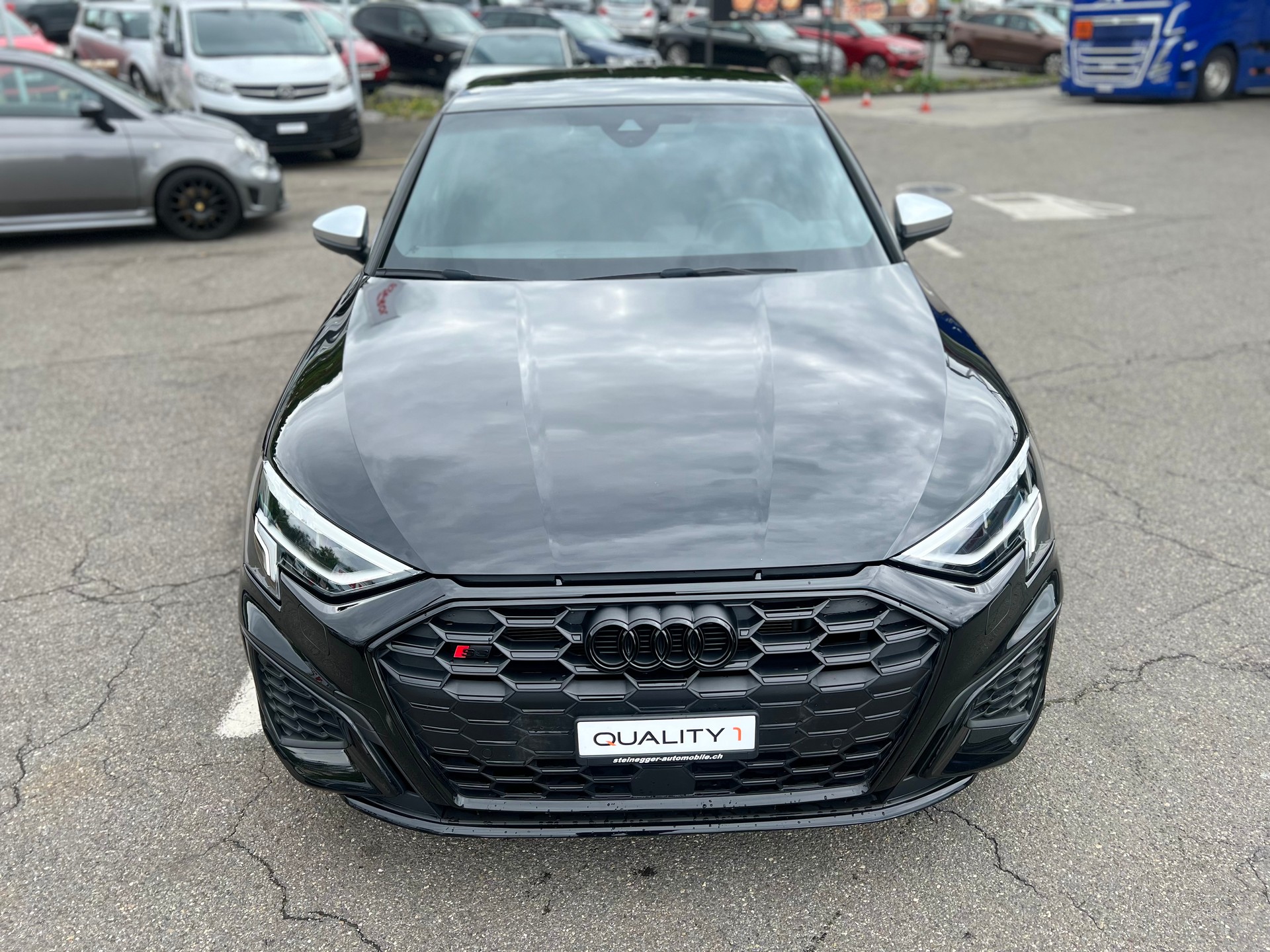 AUDI S3 Sportback 2.0 TFSI quattro S-tronic-showroom-element-2