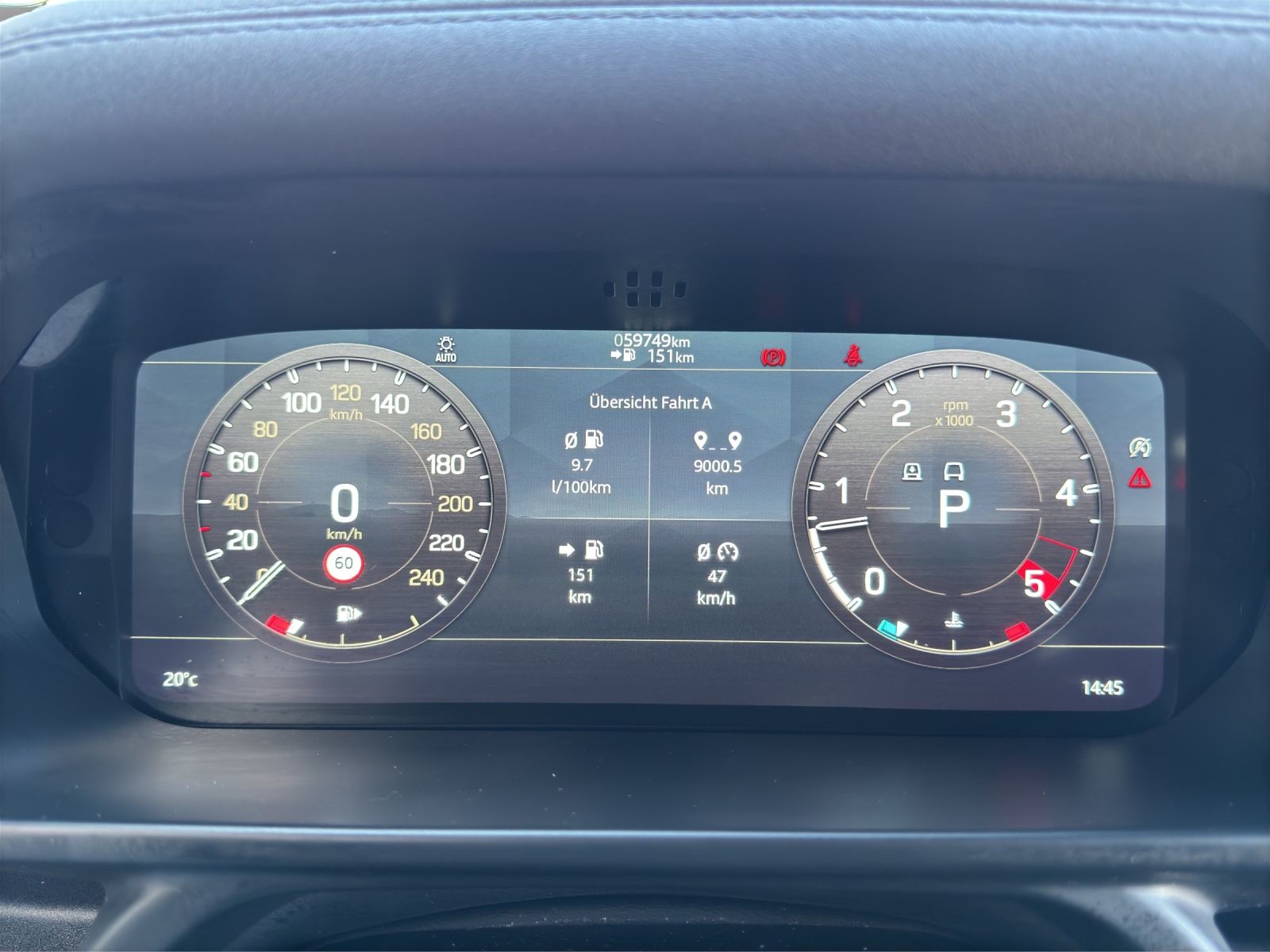 LAND ROVER Defender 110 3.0 D I6 300 X-Dynamic SE AWD AT8-image-10
