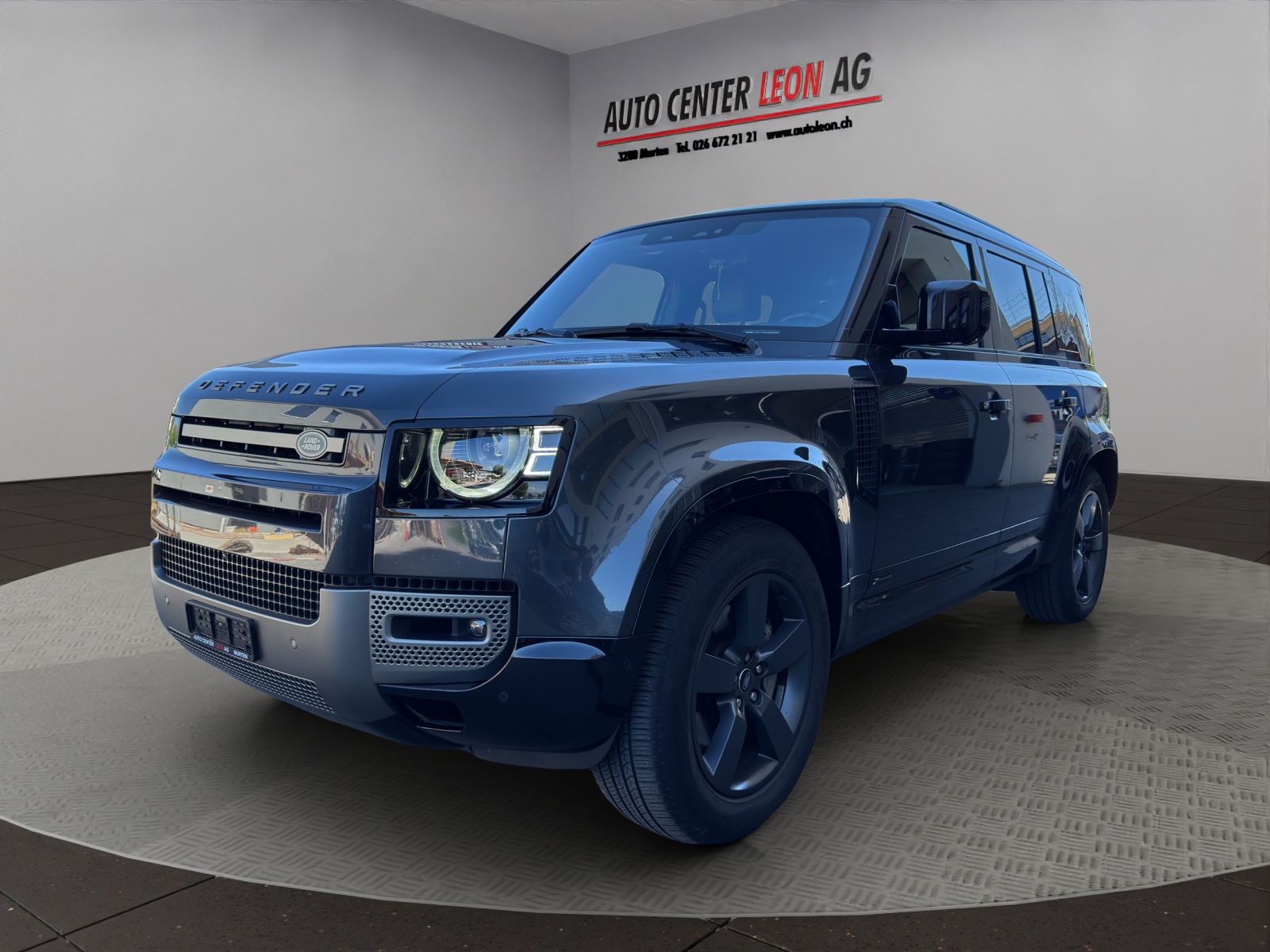 LAND ROVER Defender 110 3.0 D I6 300 X-Dynamic SE AWD AT8-showroom-element-1
