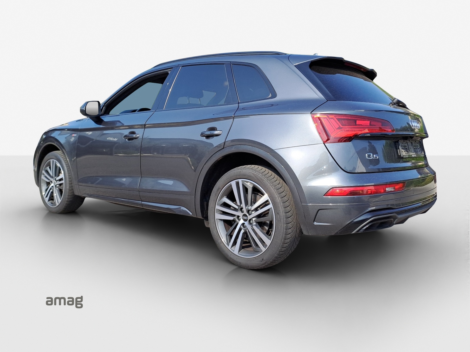 AUDI Q5 40 TDI Black Edition quattro S-tronic-showroom-element-2