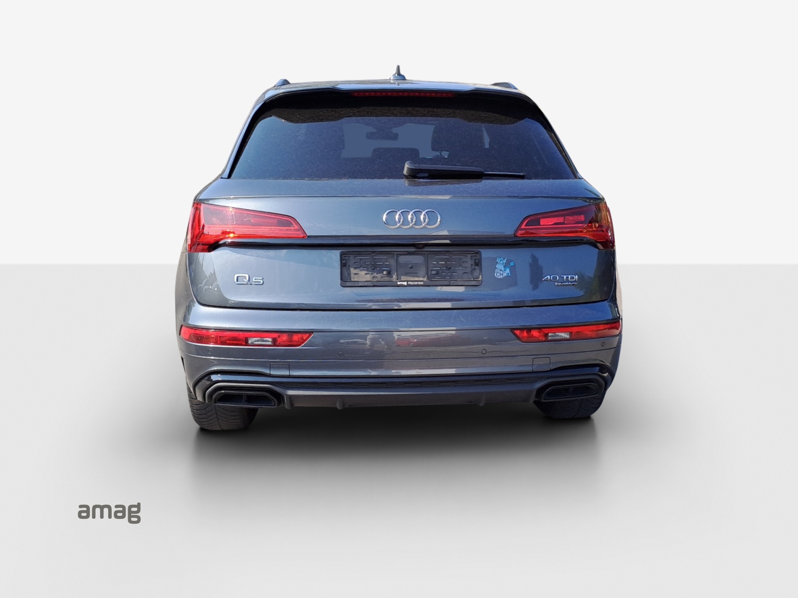 AUDI Q5 40 TDI Black Edition quattro S-tronic-showroom-element-3
