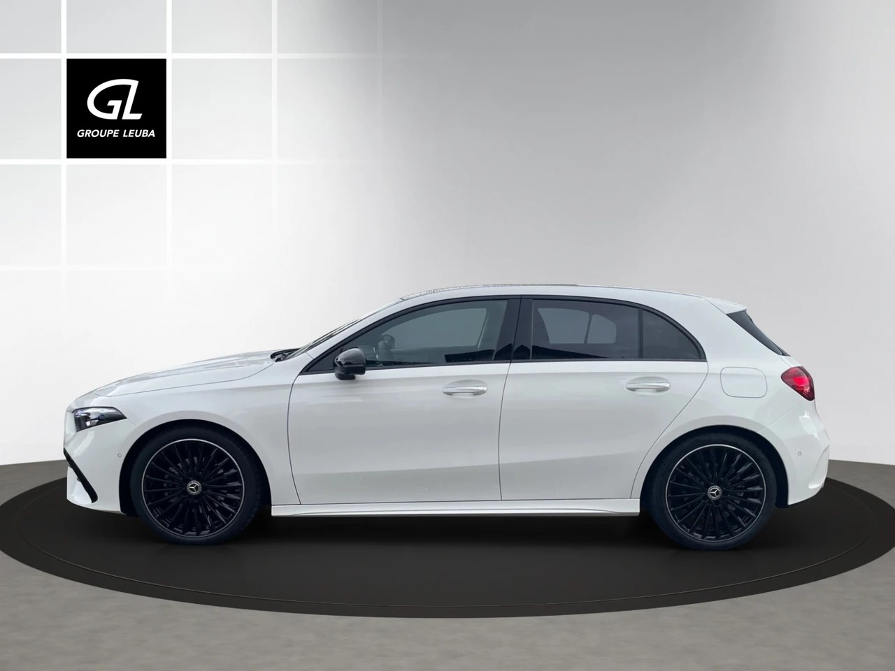 Image MERCEDES-BENZ A-200 A 200 Night Star 7G-DCT