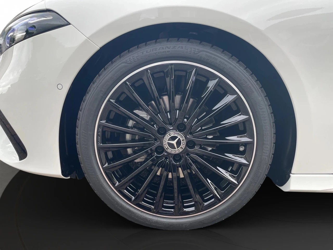 Image MERCEDES-BENZ A-200 A 200 Night Star 7G-DCT