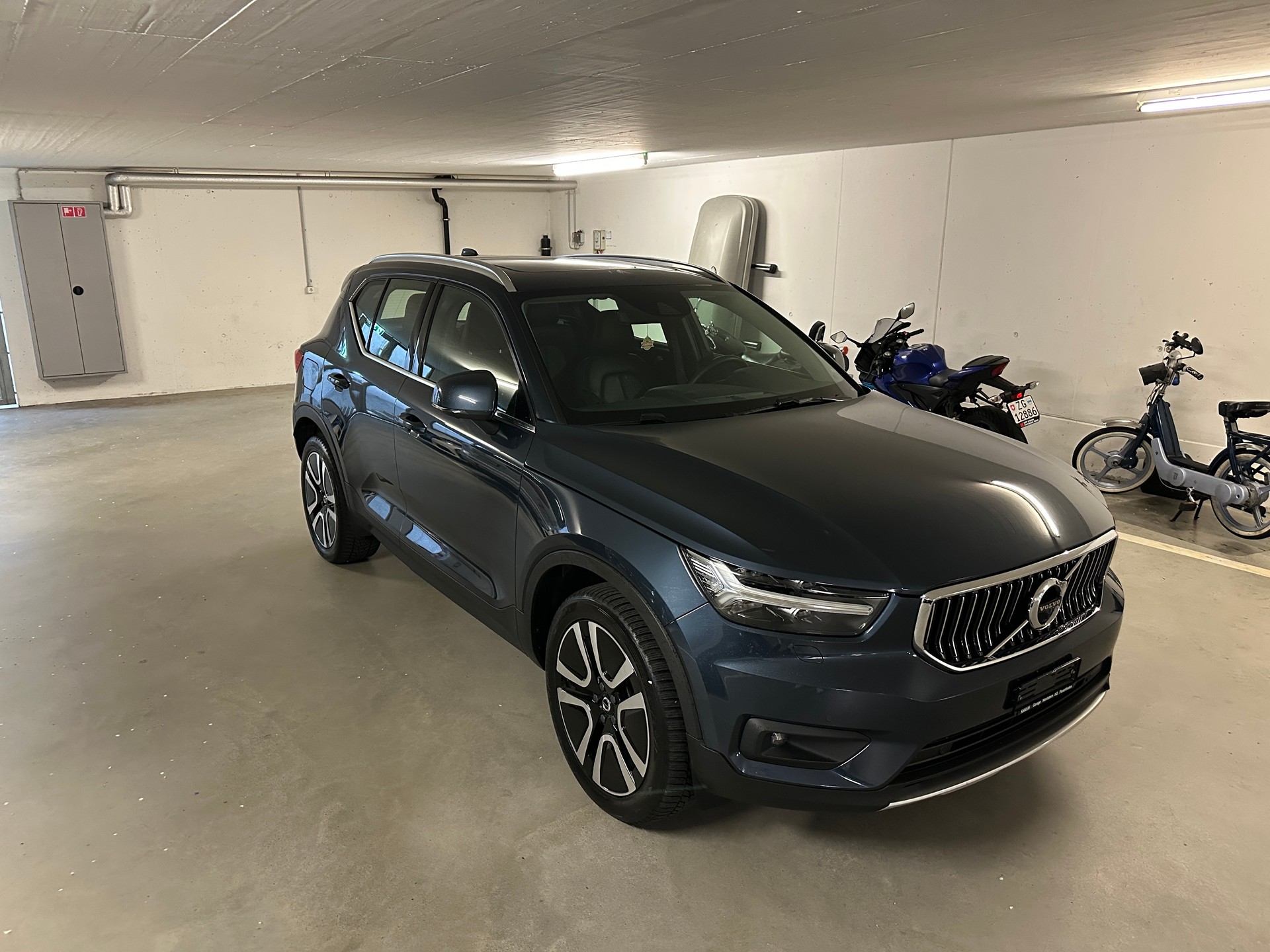 VOLVO XC40 B5 Benzin Mild Hybrid AWD Inscription Geartronic