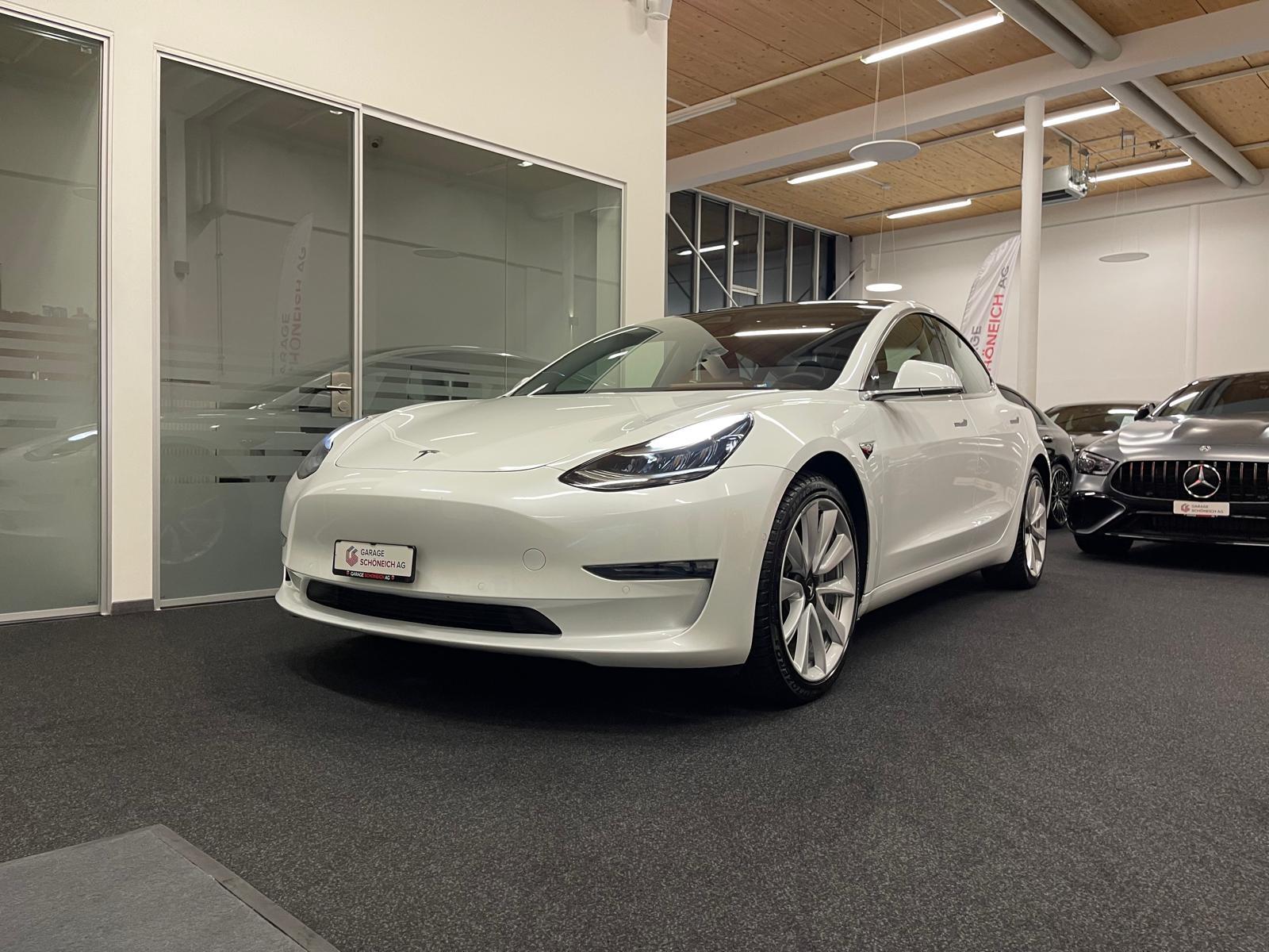 TESLA Model 3 Performance D
