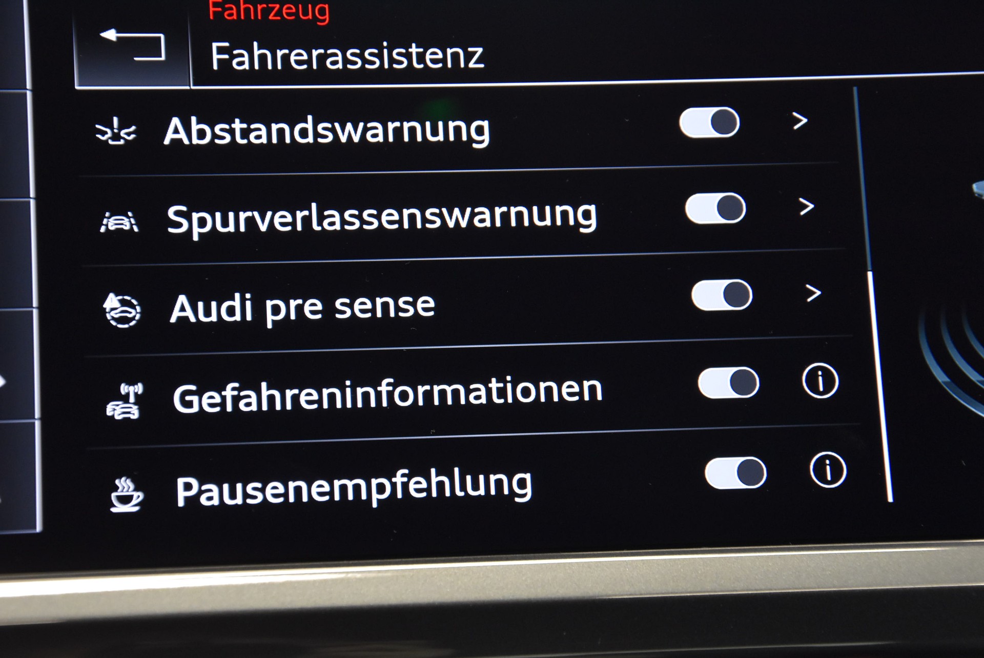 AUDI Q4 Sportback e-tron 50 quattro-image-8