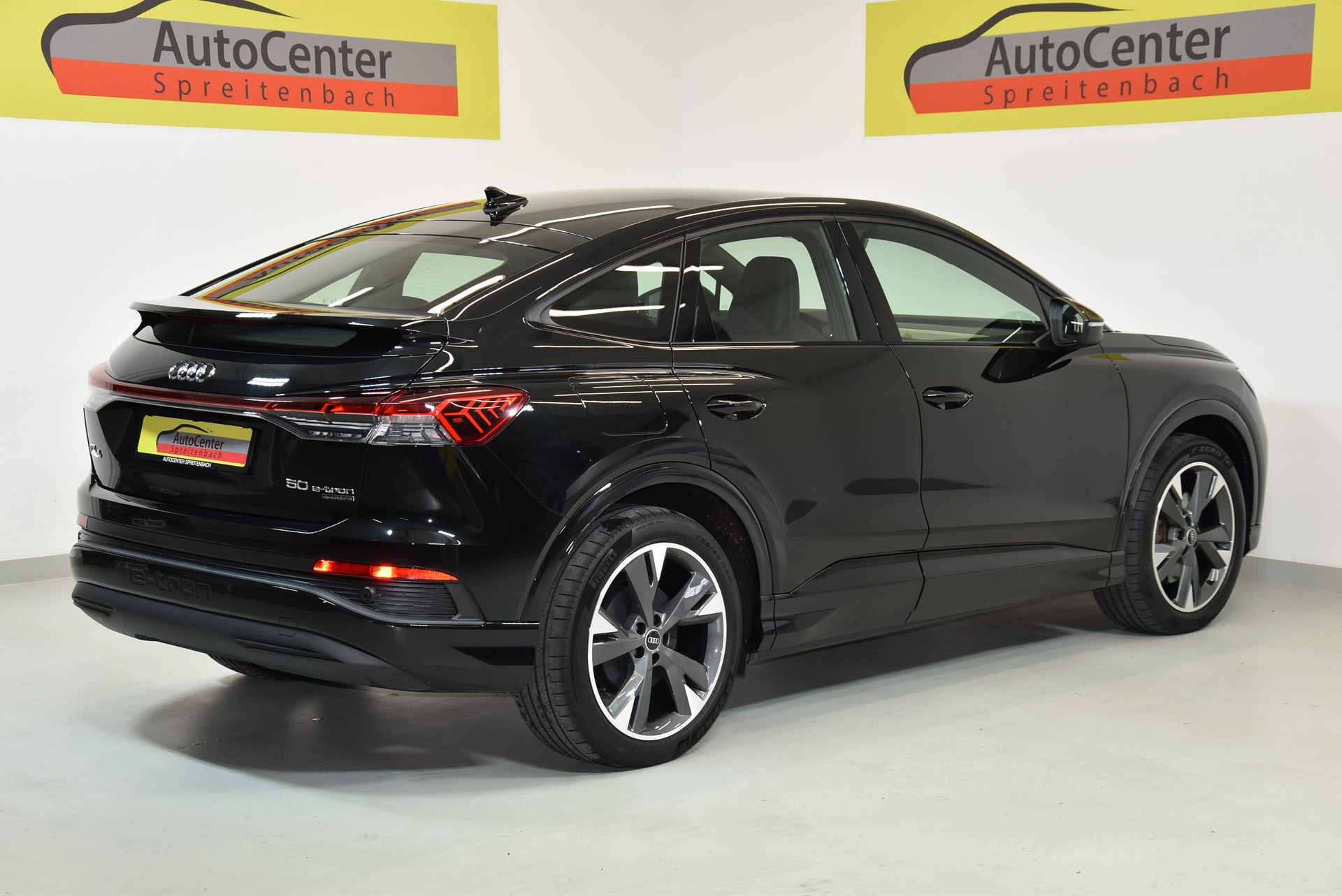 AUDI Q4 Sportback e-tron 50 quattro-image-12