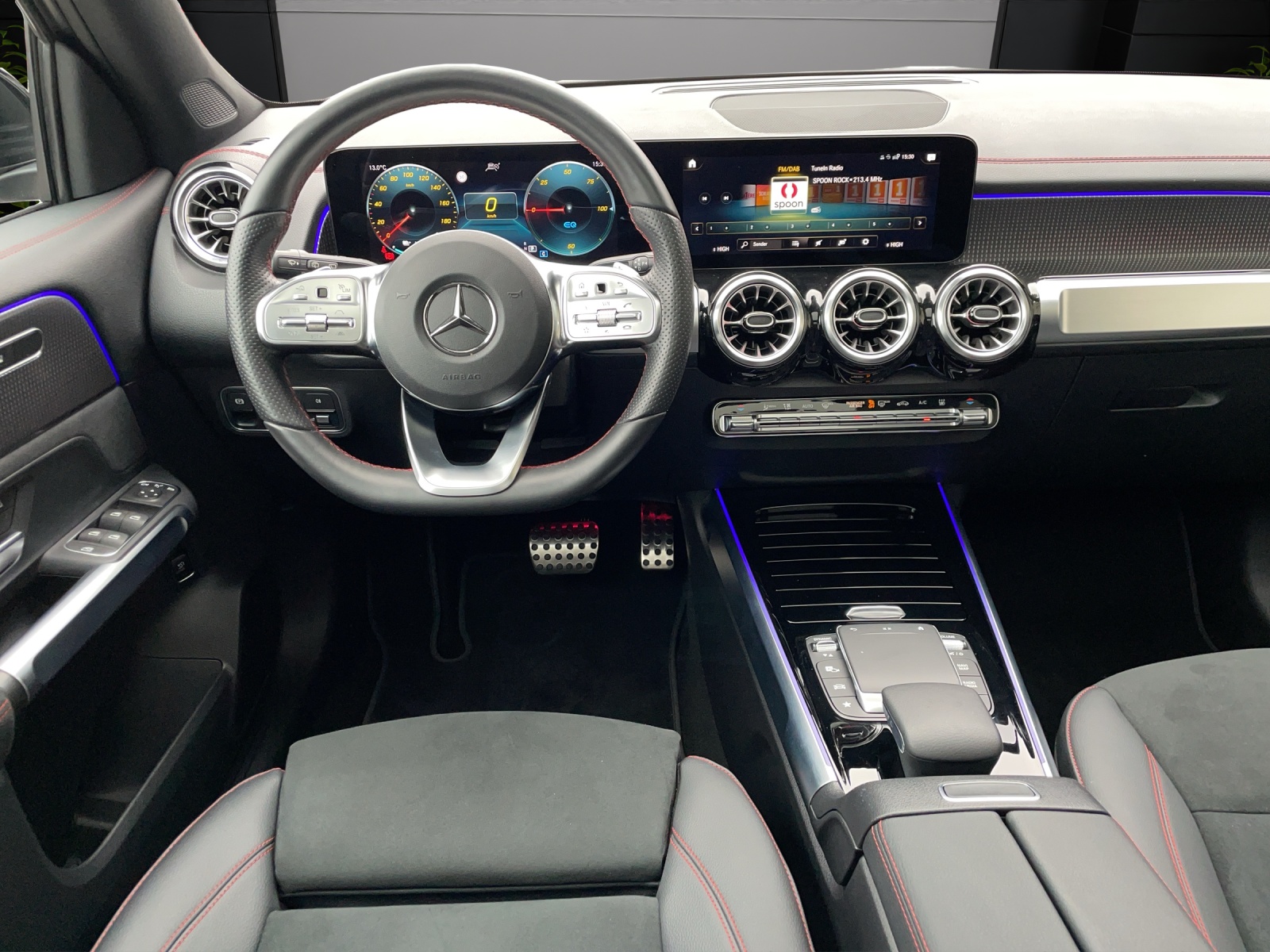 Image MERCEDES-BENZ EQB-300 EQB 300 AMG Line 4Matic