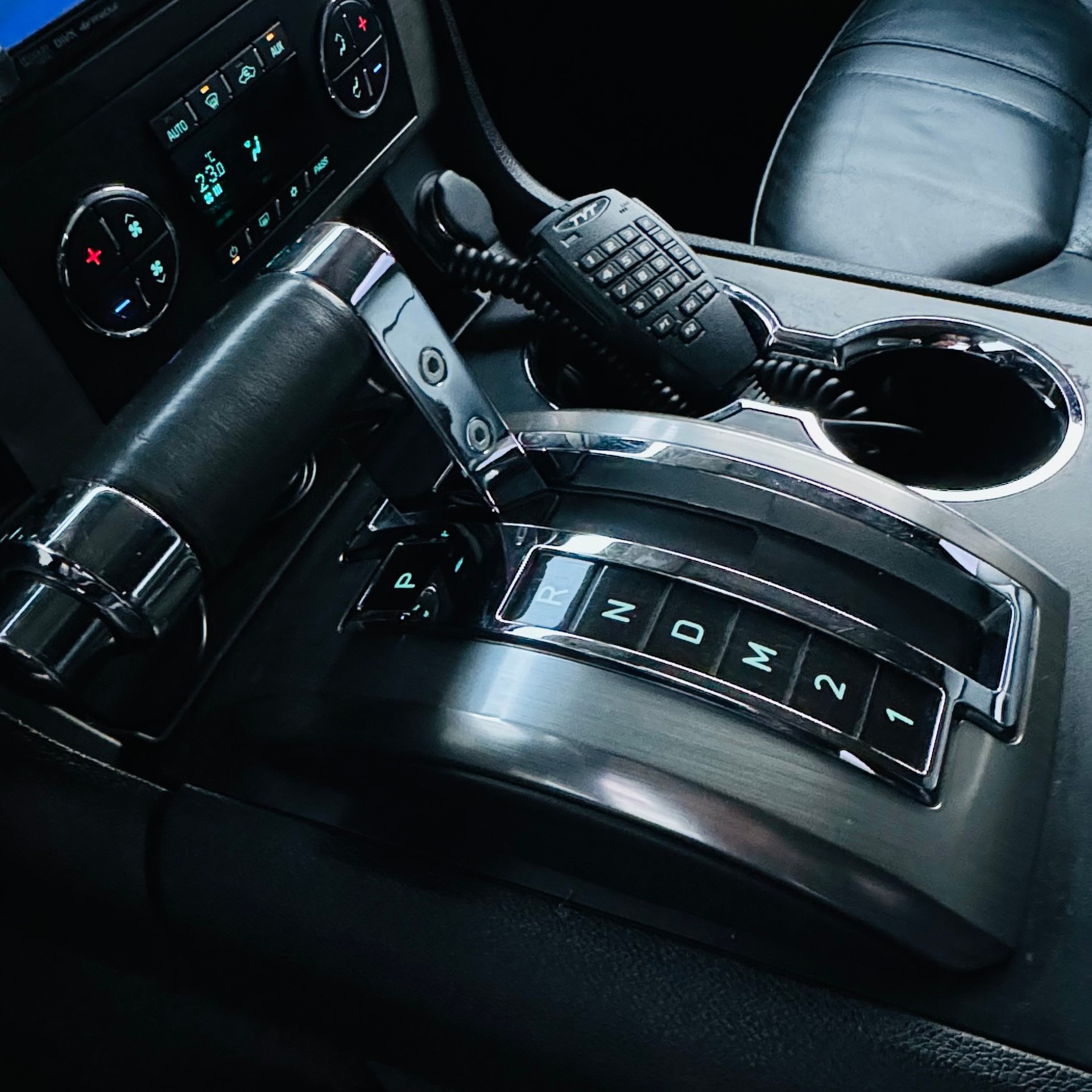 HUMMER 6.2 V8-image-7