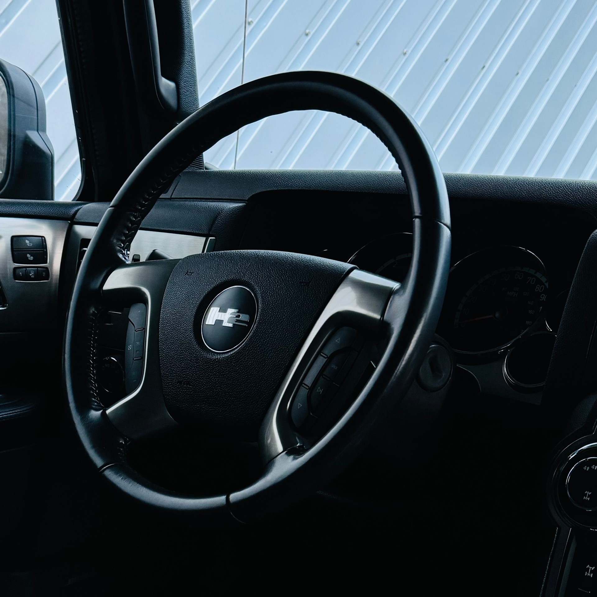 HUMMER 6.2 V8-image-12