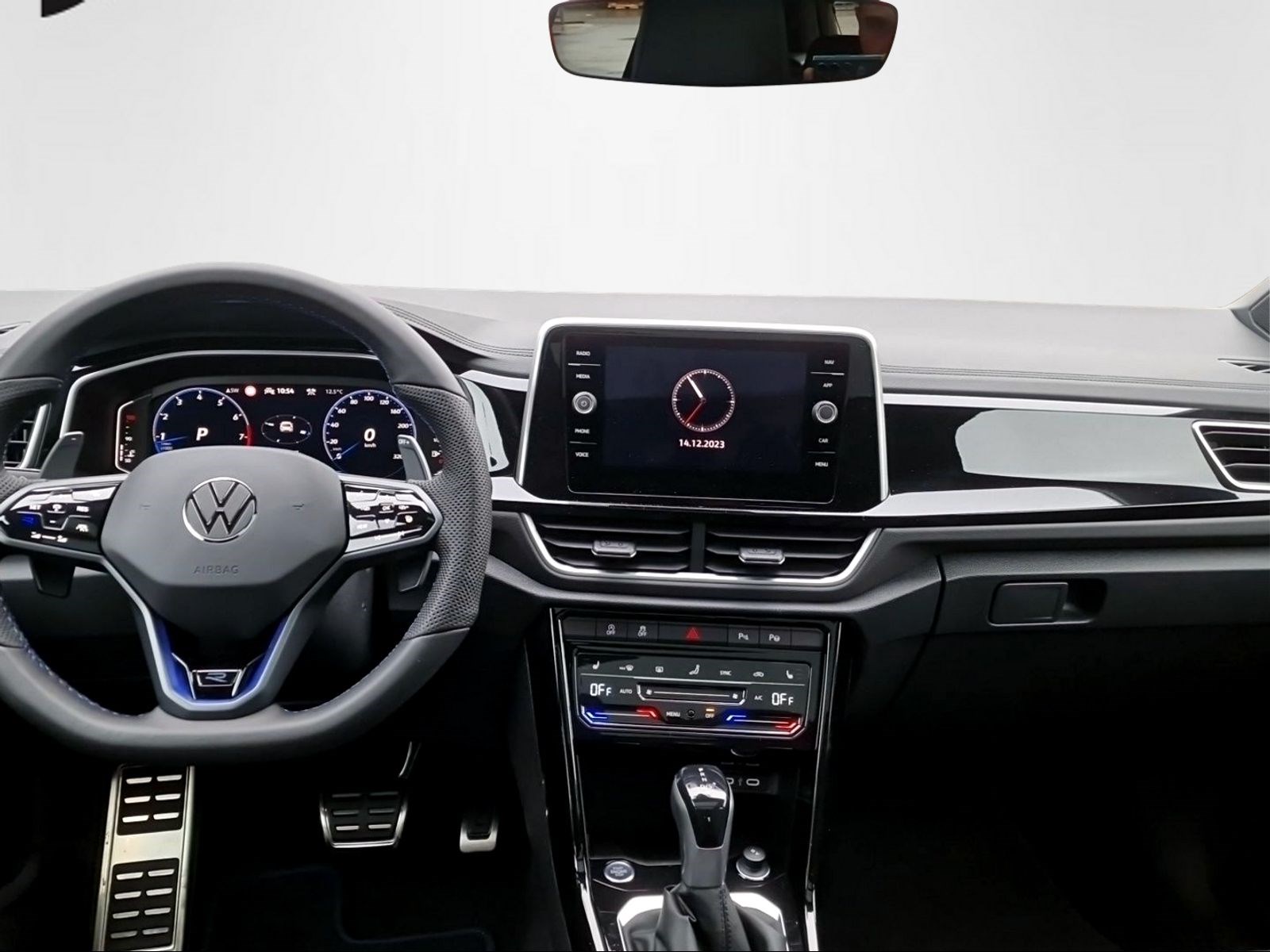 VW T-Roc R 2.0 TSI R DSG 4motion-image-11