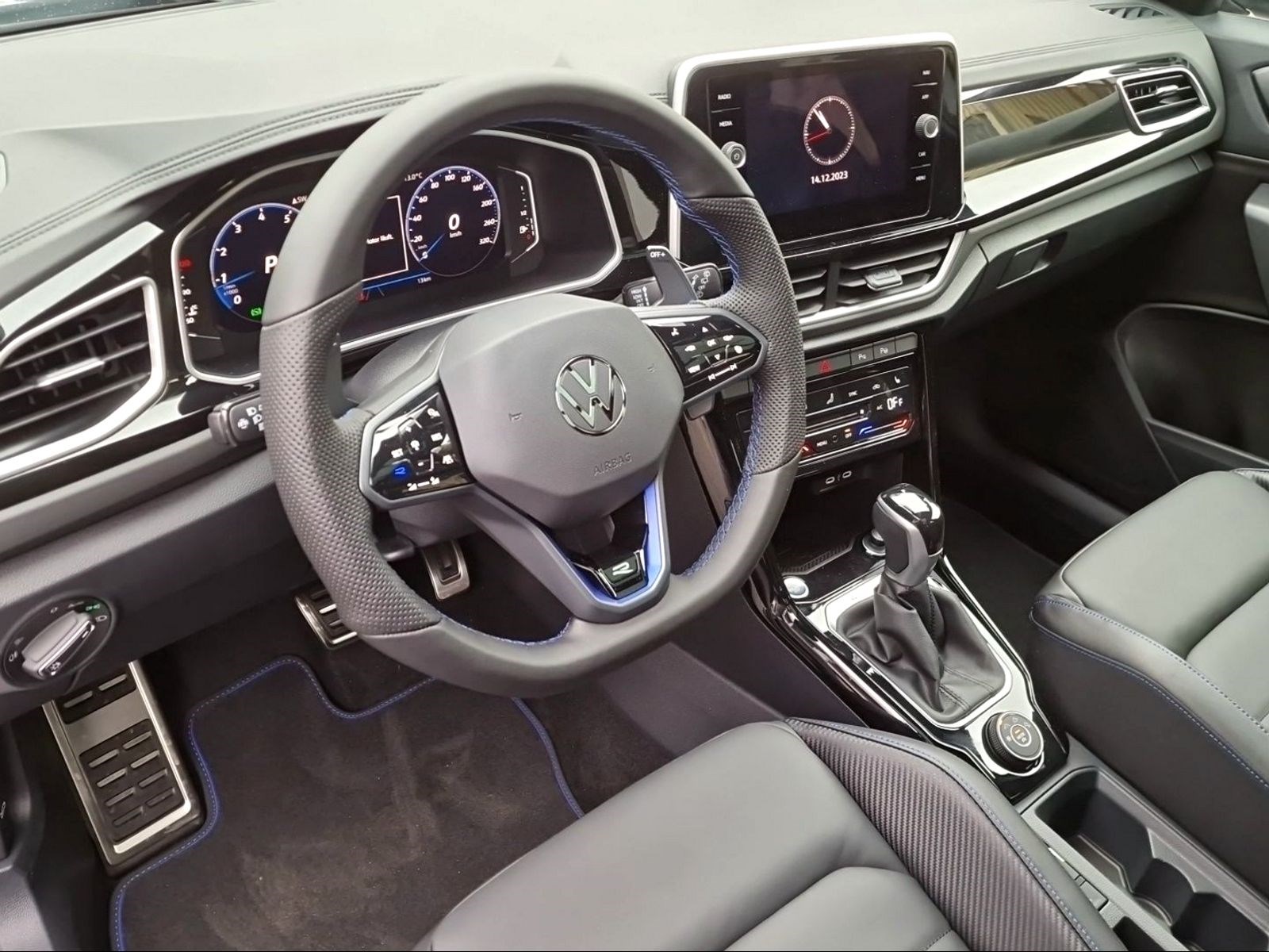 VW T-Roc R 2.0 TSI R DSG 4motion-image-8