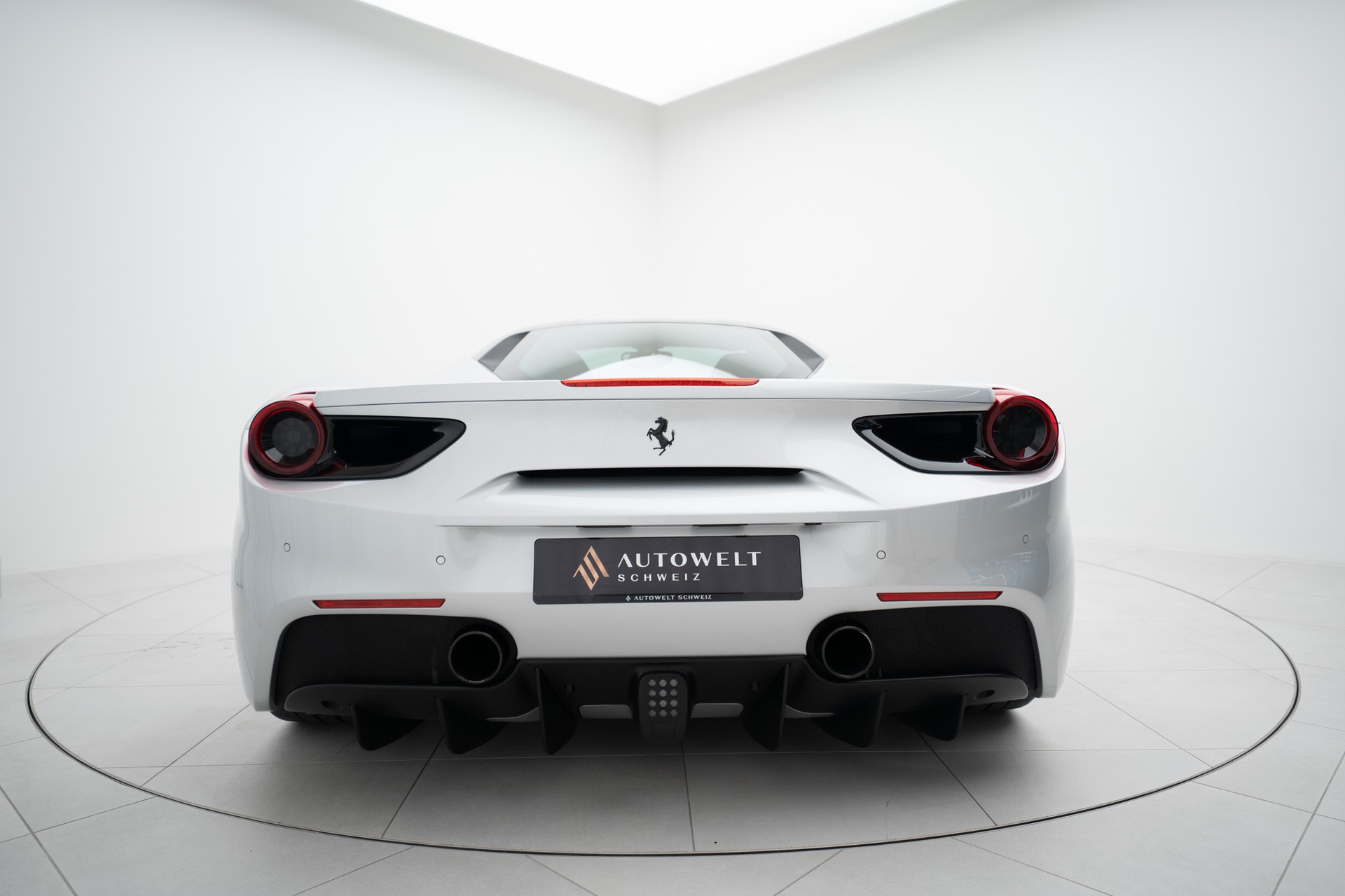 FERRARI 488 GTB 3.9 V8-image-9