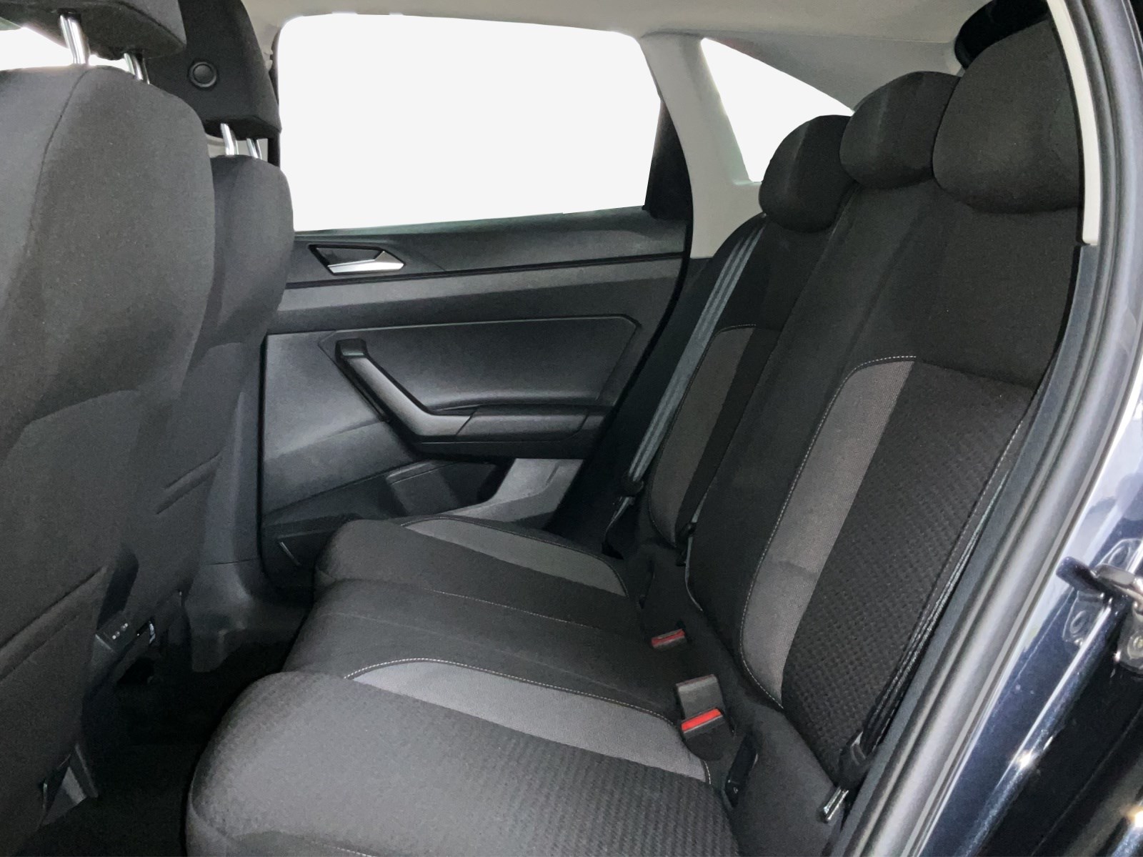 VW Taigo 1.0 TSI Life United DSG-image-11