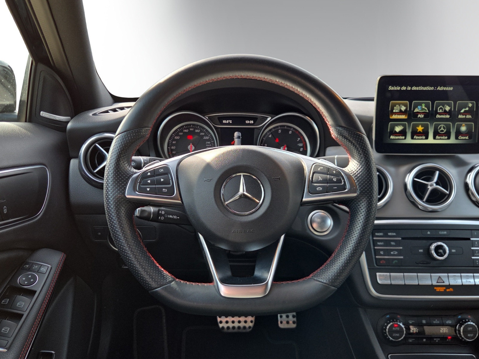 Image MERCEDES-BENZ GLA-250 GLA 250 AMG Line 4Matic