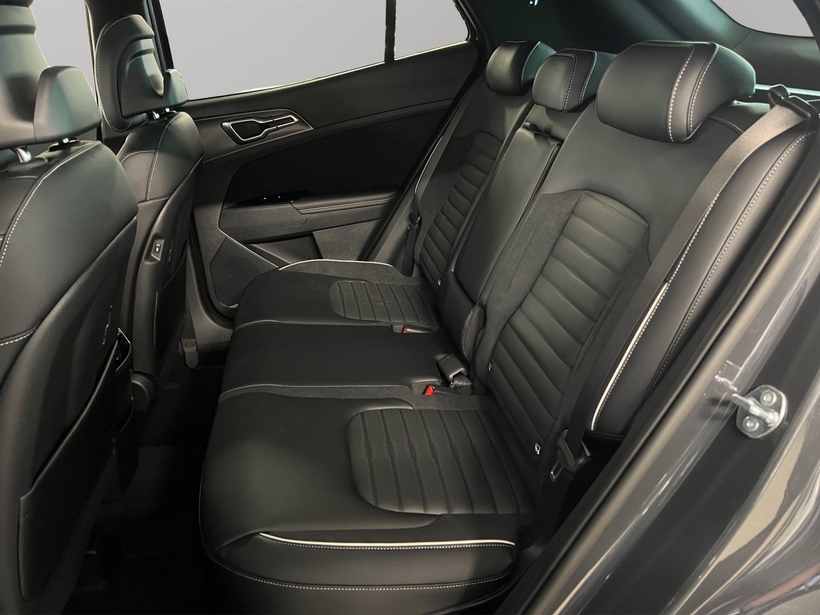 KIA Sportage 1.6 T Hybrid GT-Line 4x4-image-10