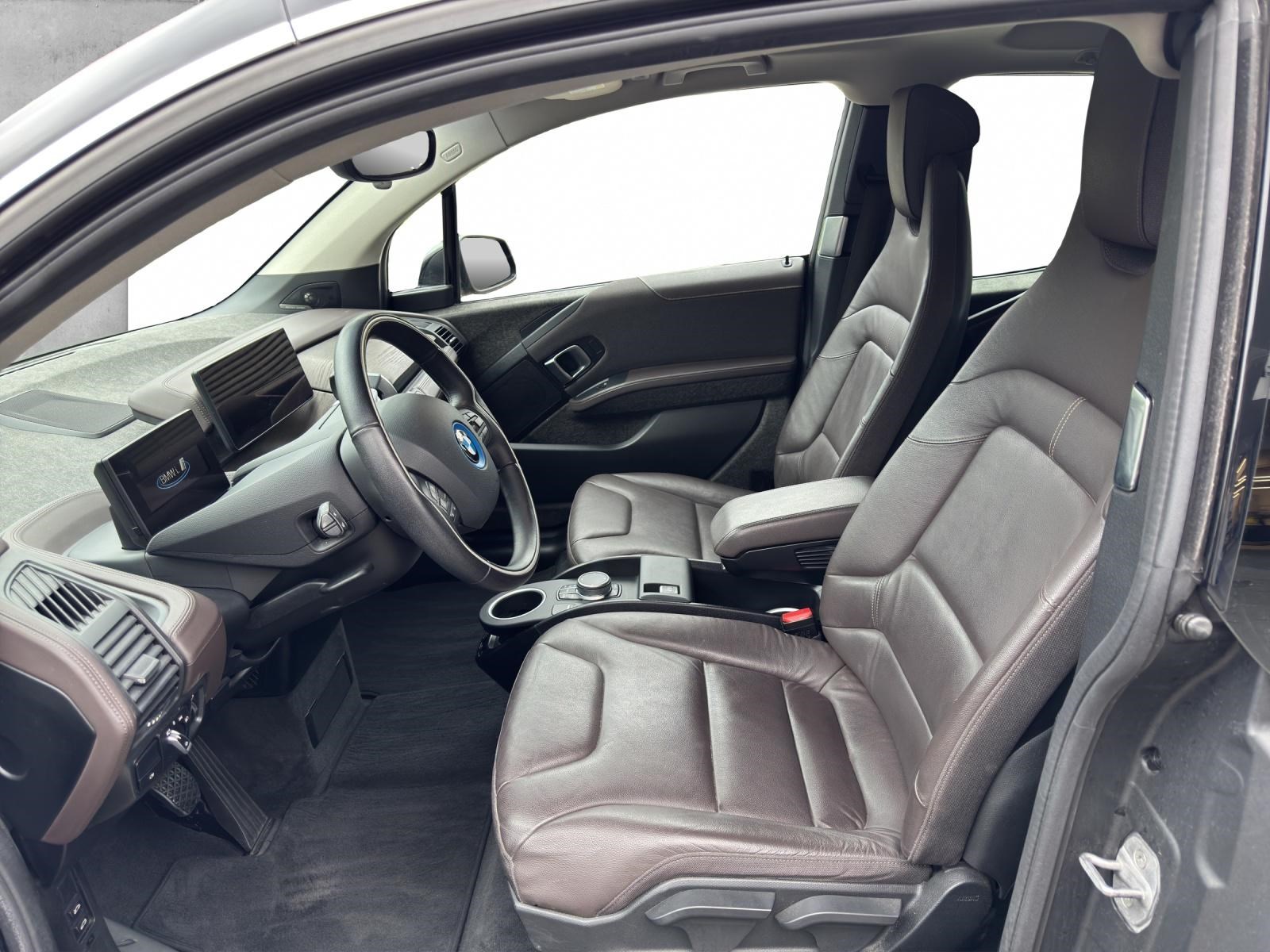 BMW i3 120 Ah-showroom-element-1