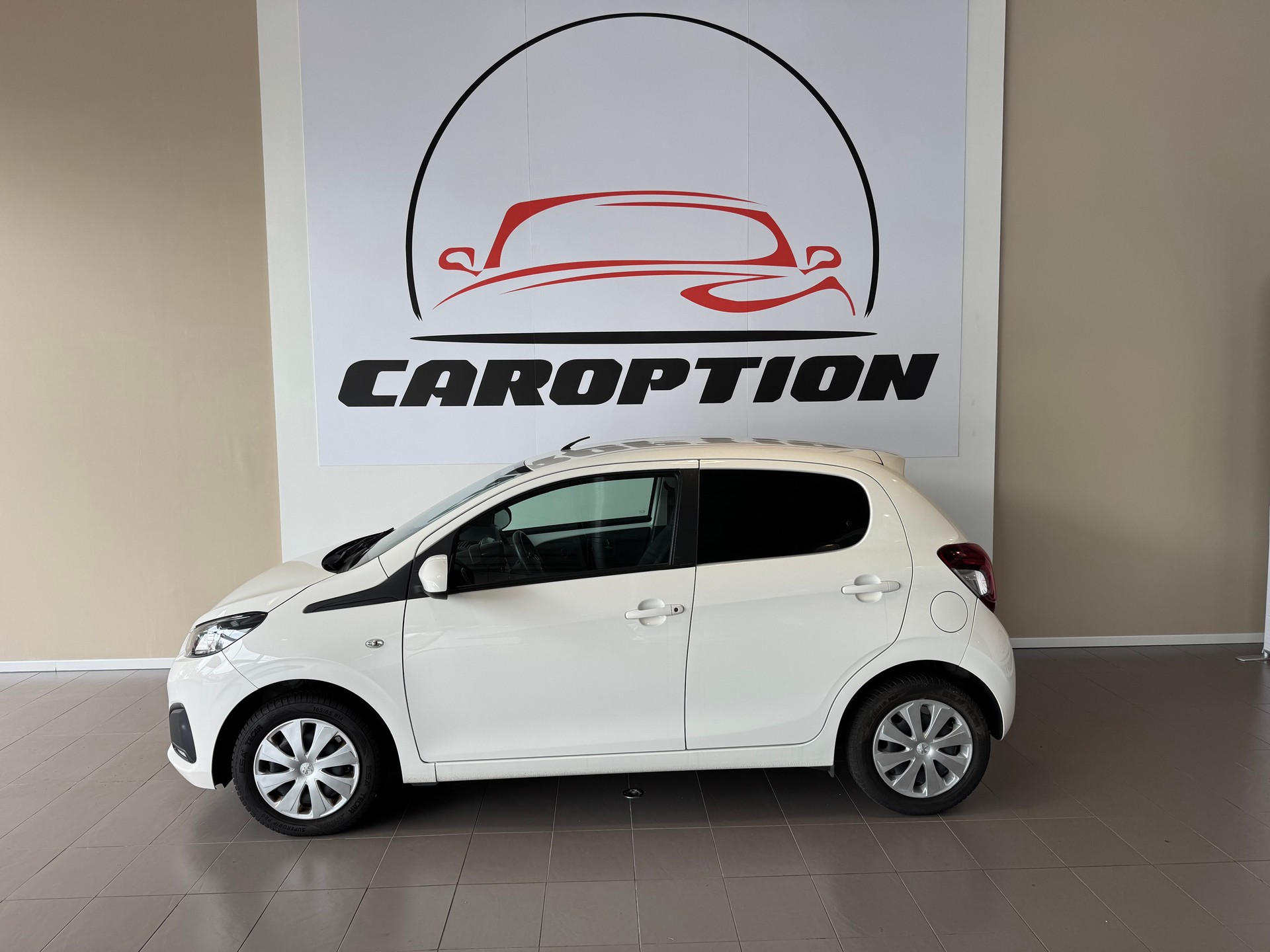 PEUGEOT 108 1.0 VTi Allure Top