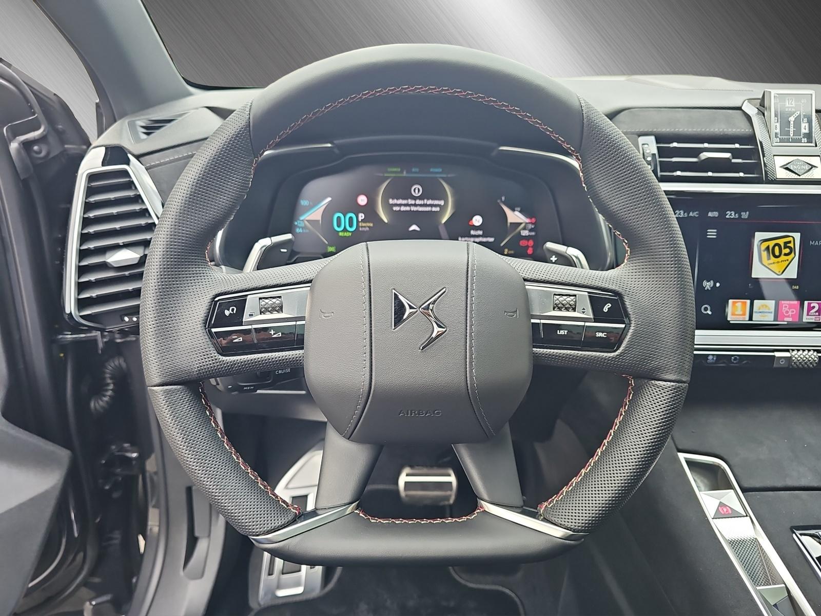 DS AUTOMOBILES DS7 7 1.6 E-Tense Ligne Noire 4x4-image-13