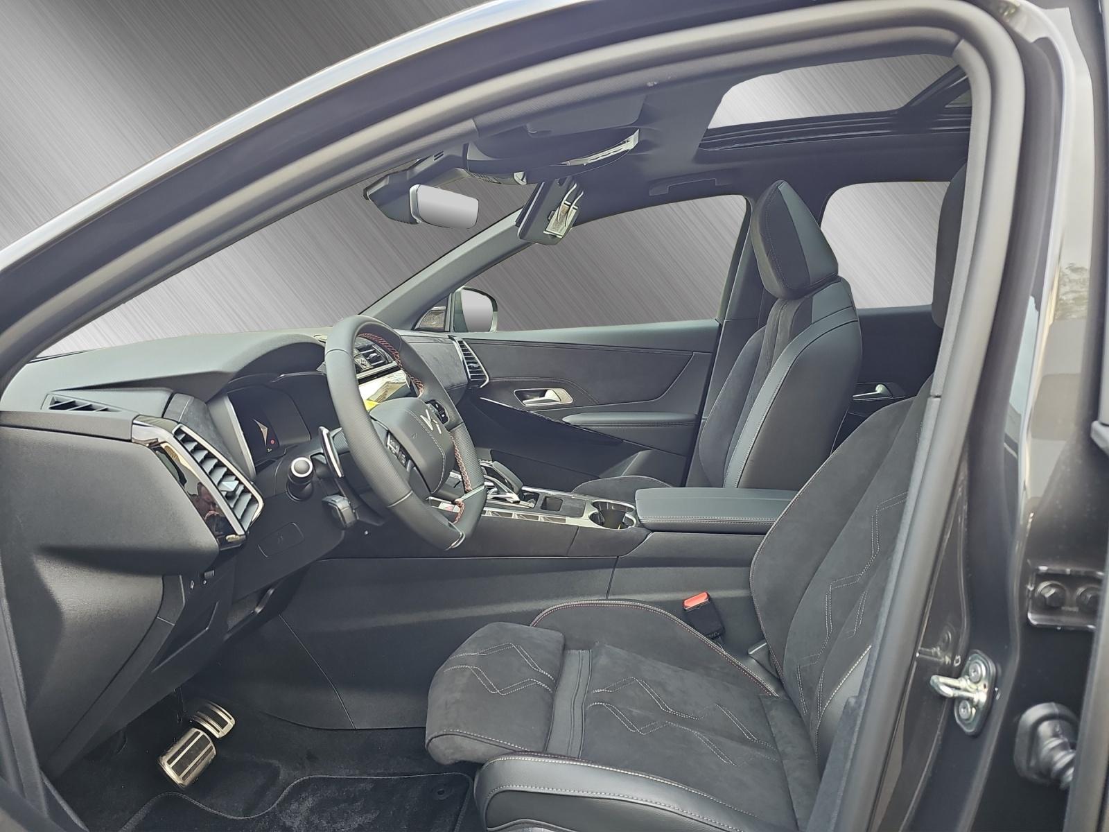 DS AUTOMOBILES DS7 7 1.6 E-Tense Ligne Noire 4x4-image-8