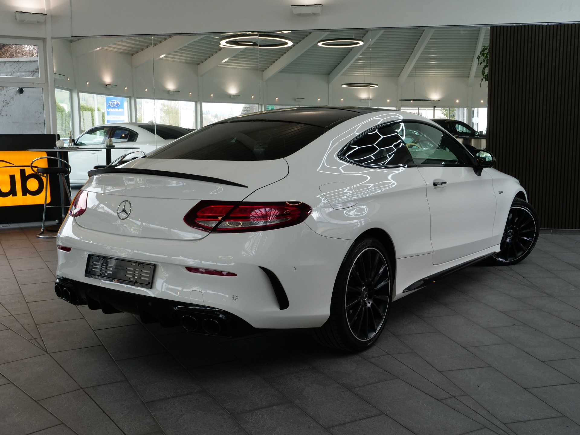 MERCEDES-BENZ C 43 AMG 4Matic 9G-tronic-showroom-element-2