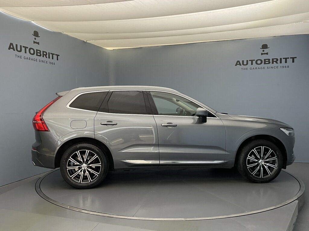 VOLVO XC60 2.0 B5 MH Inscription AWD-image-2