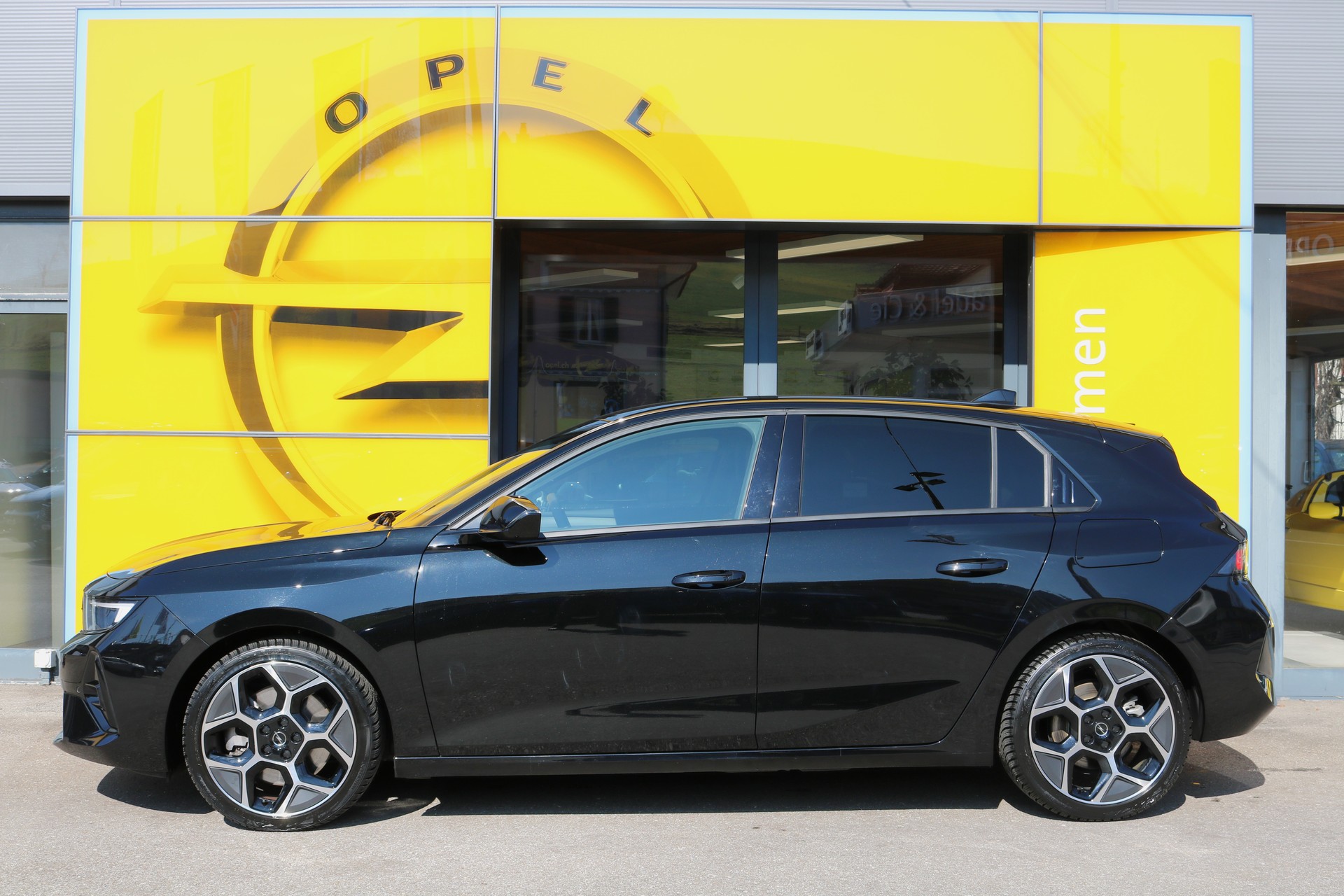 OPEL Astra 1.6 PHEV Turbo Swiss Plus A-showroom-element-1