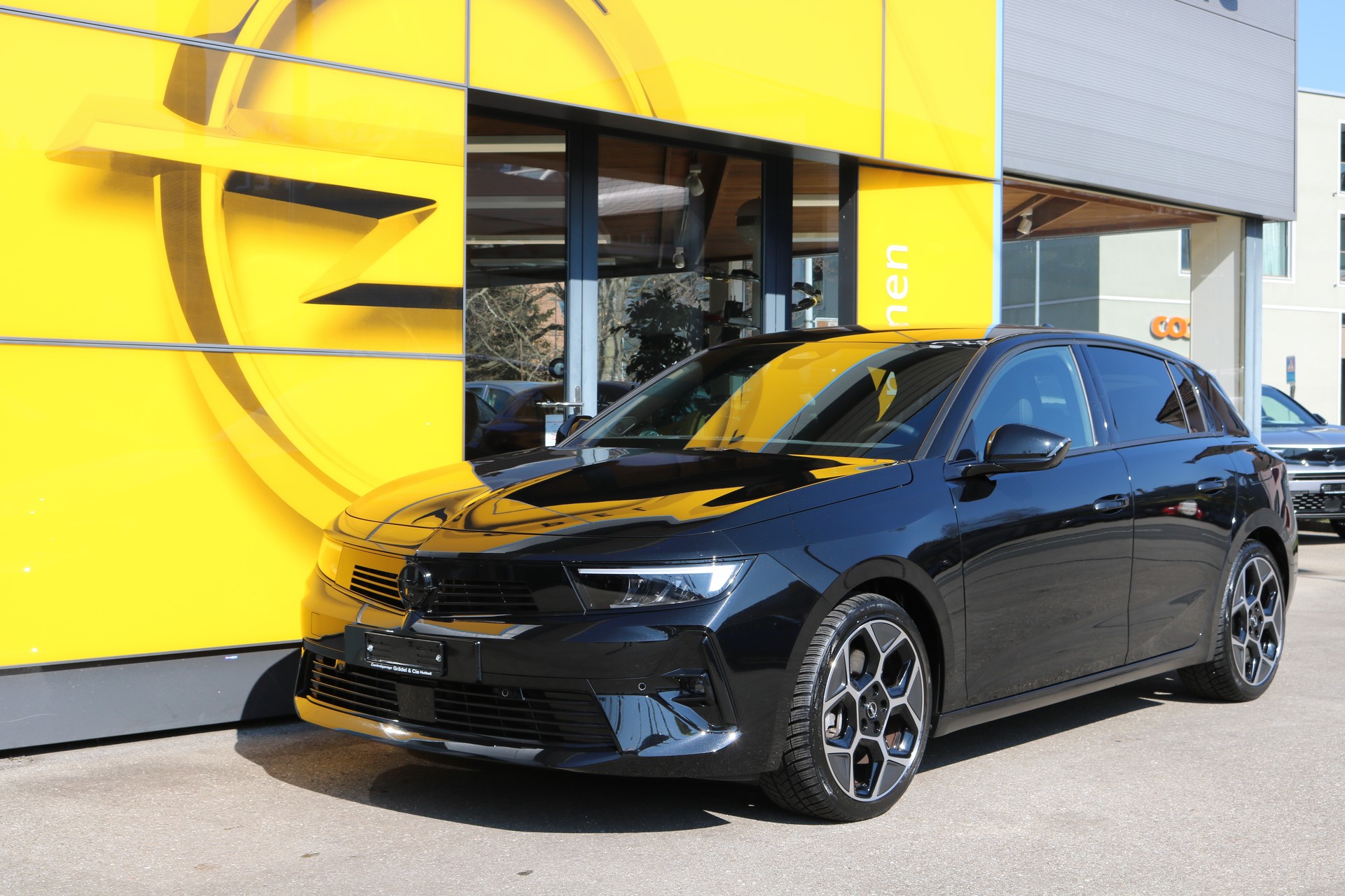 OPEL Astra 1.6 PHEV Turbo Swiss Plus A
