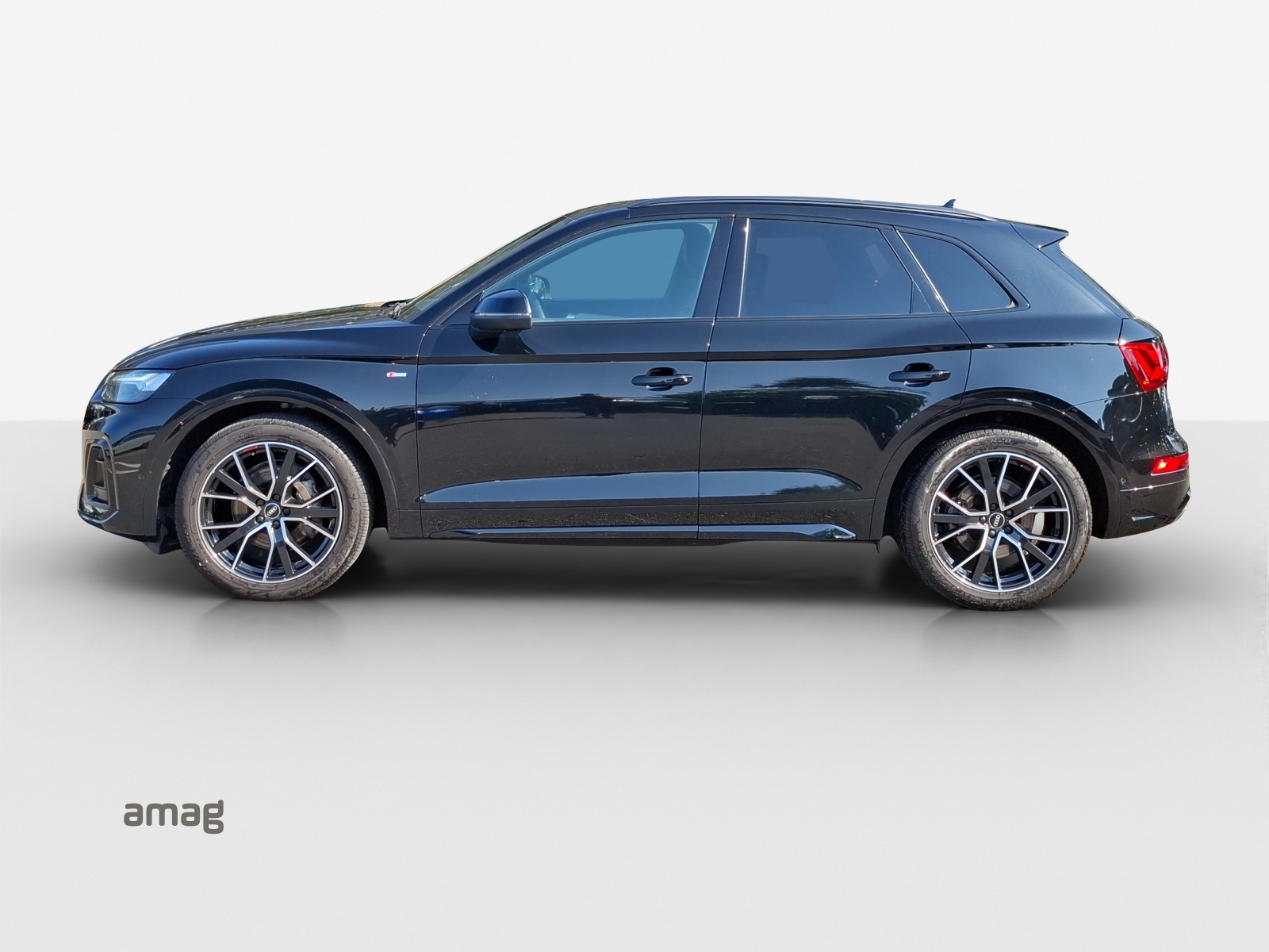AUDI Q5 40 TDI Black Edition quattro S-tronic-showroom-element-1