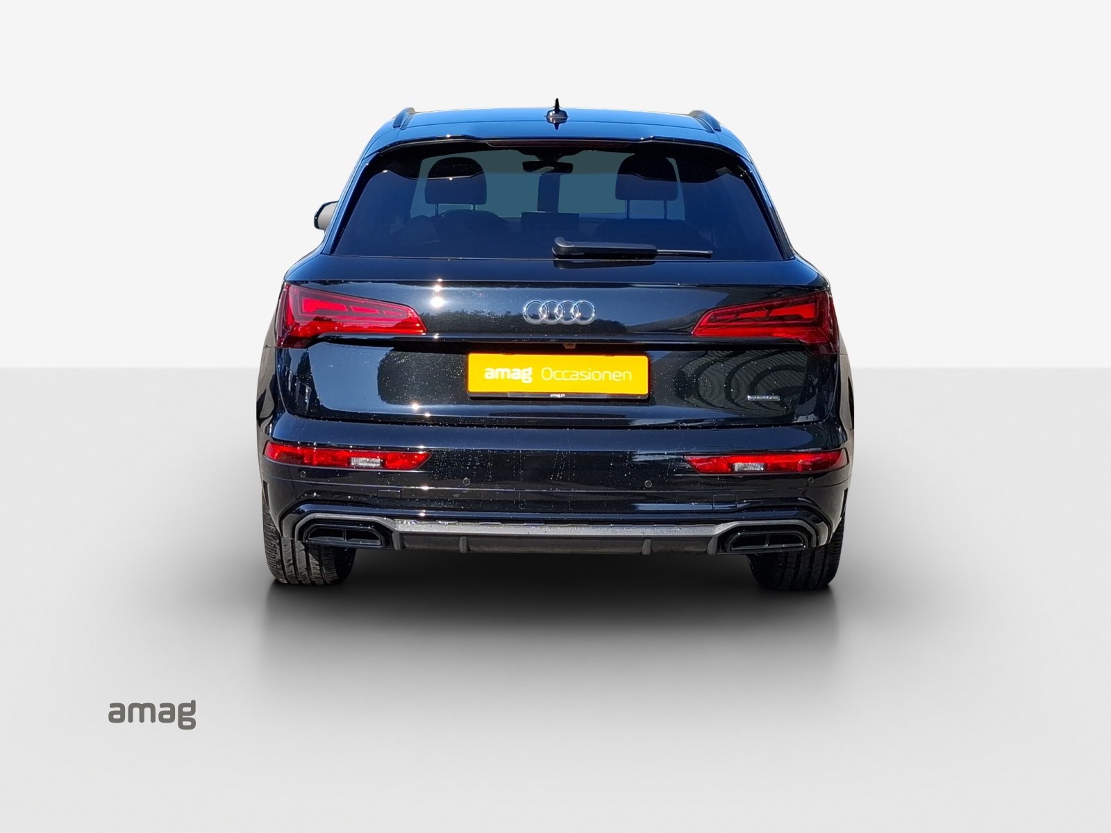 AUDI Q5 40 TDI Black Edition quattro S-tronic-showroom-element-3